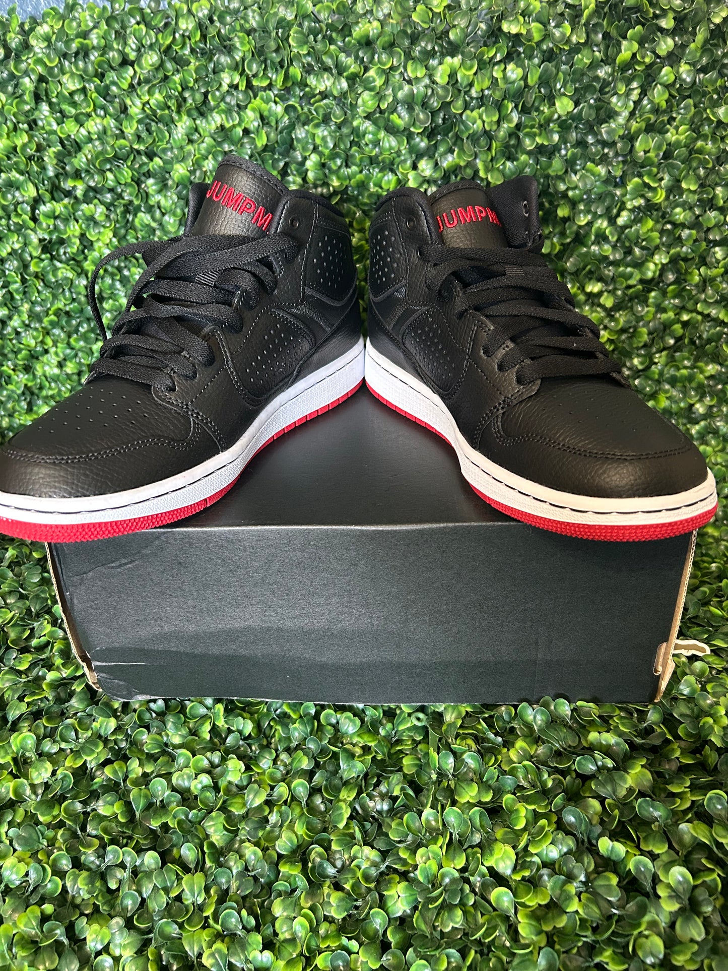 Jordan access size 6.5y