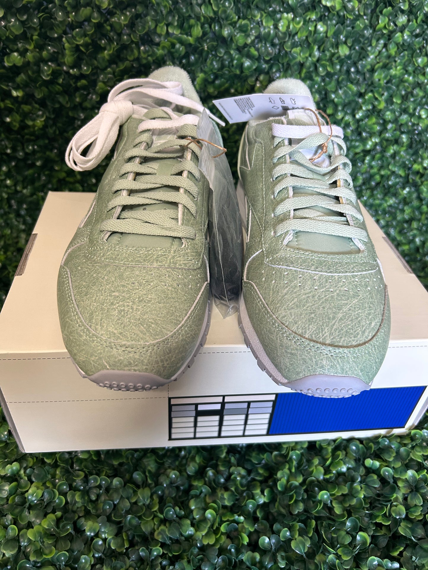 Reebok size 10.5