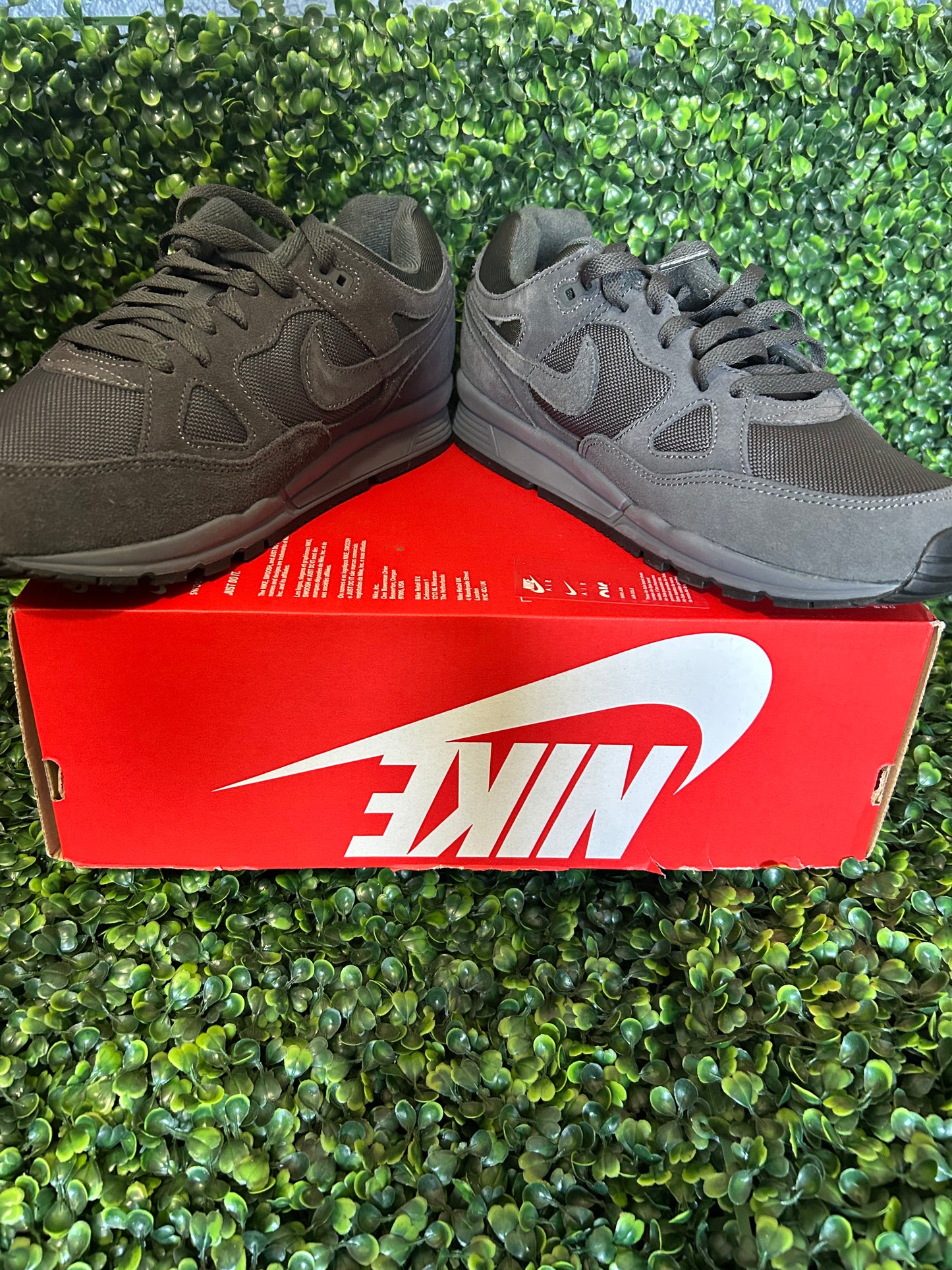Nike air span size 10