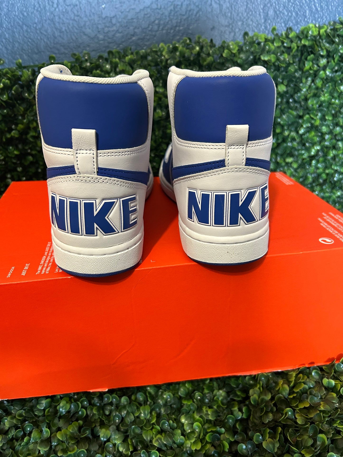 Nike terminator size 10.5