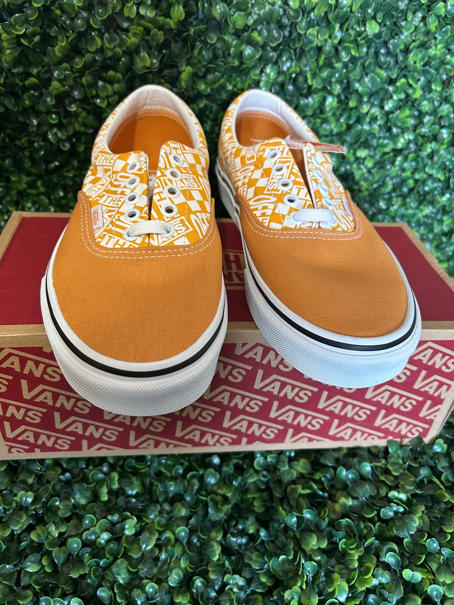 Vans era size 8, 8.5