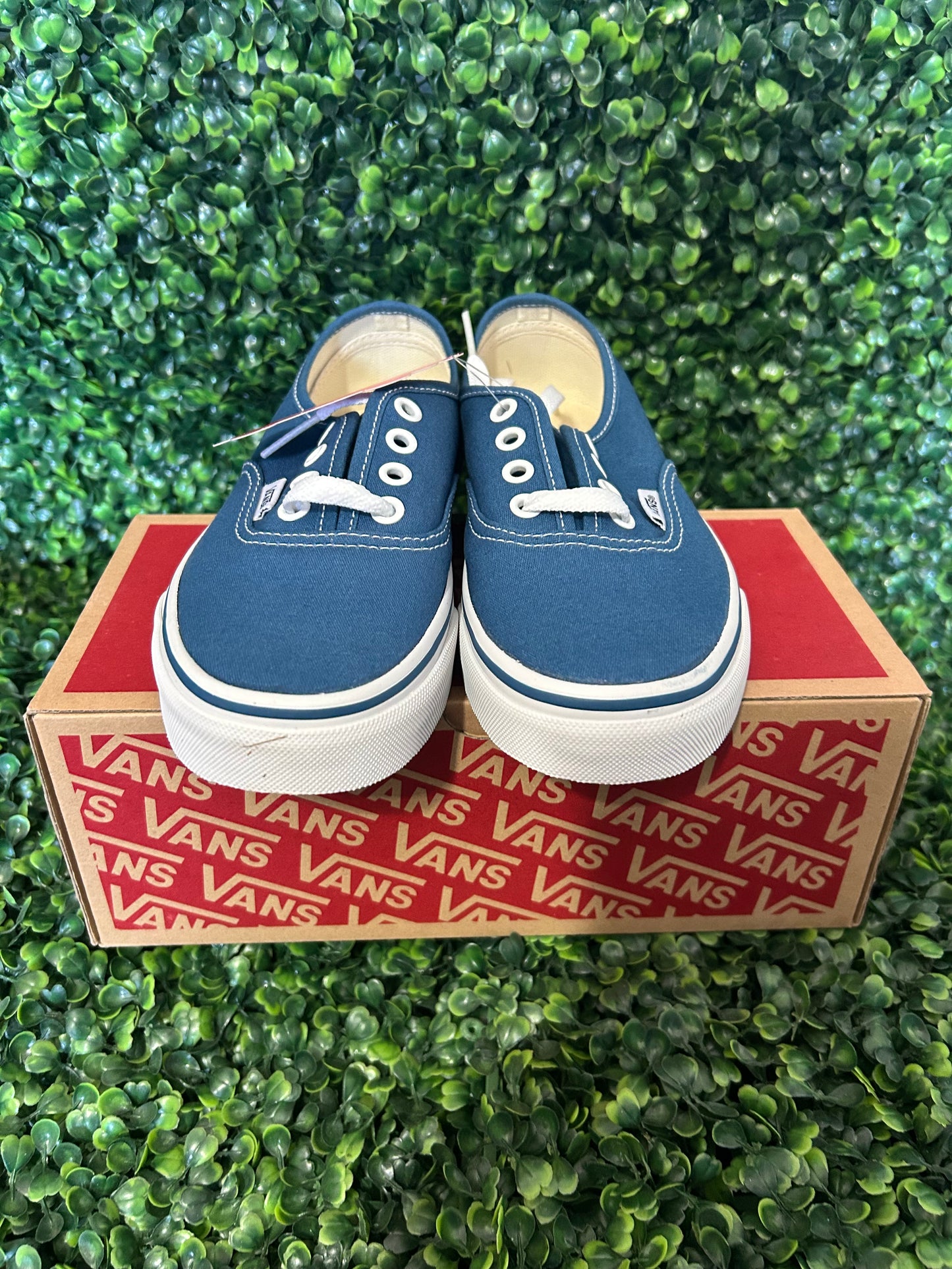 Vans size 4