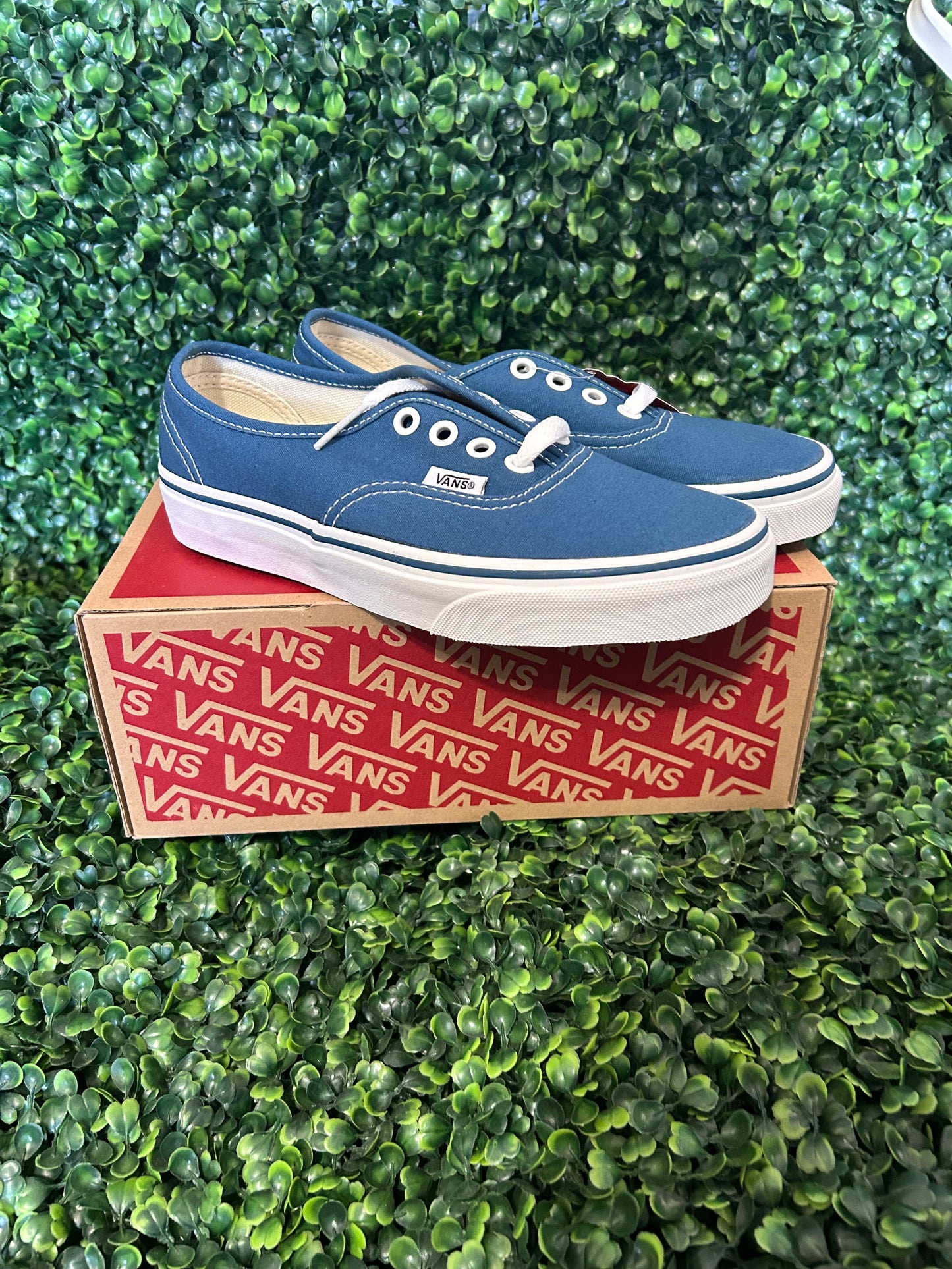 Vans size 4