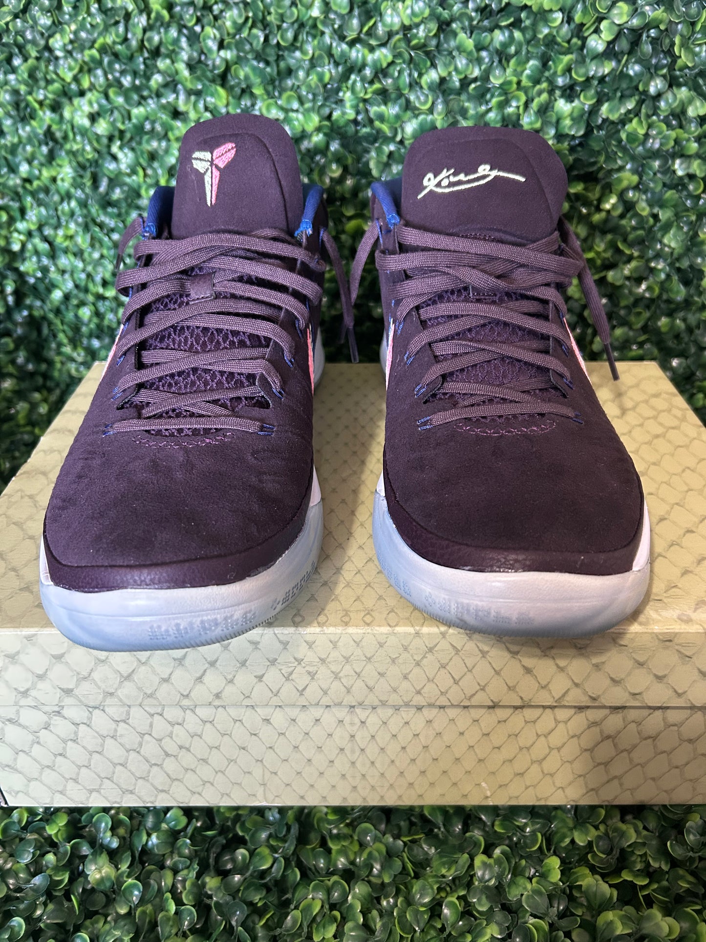 Nike kobe AD size 10