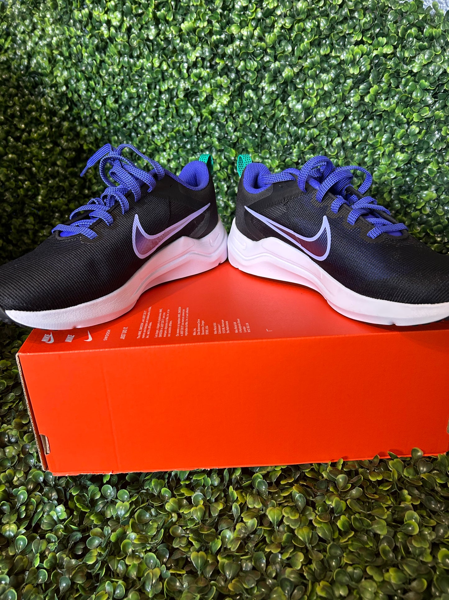 Nike downshifter size 7.5 wmns