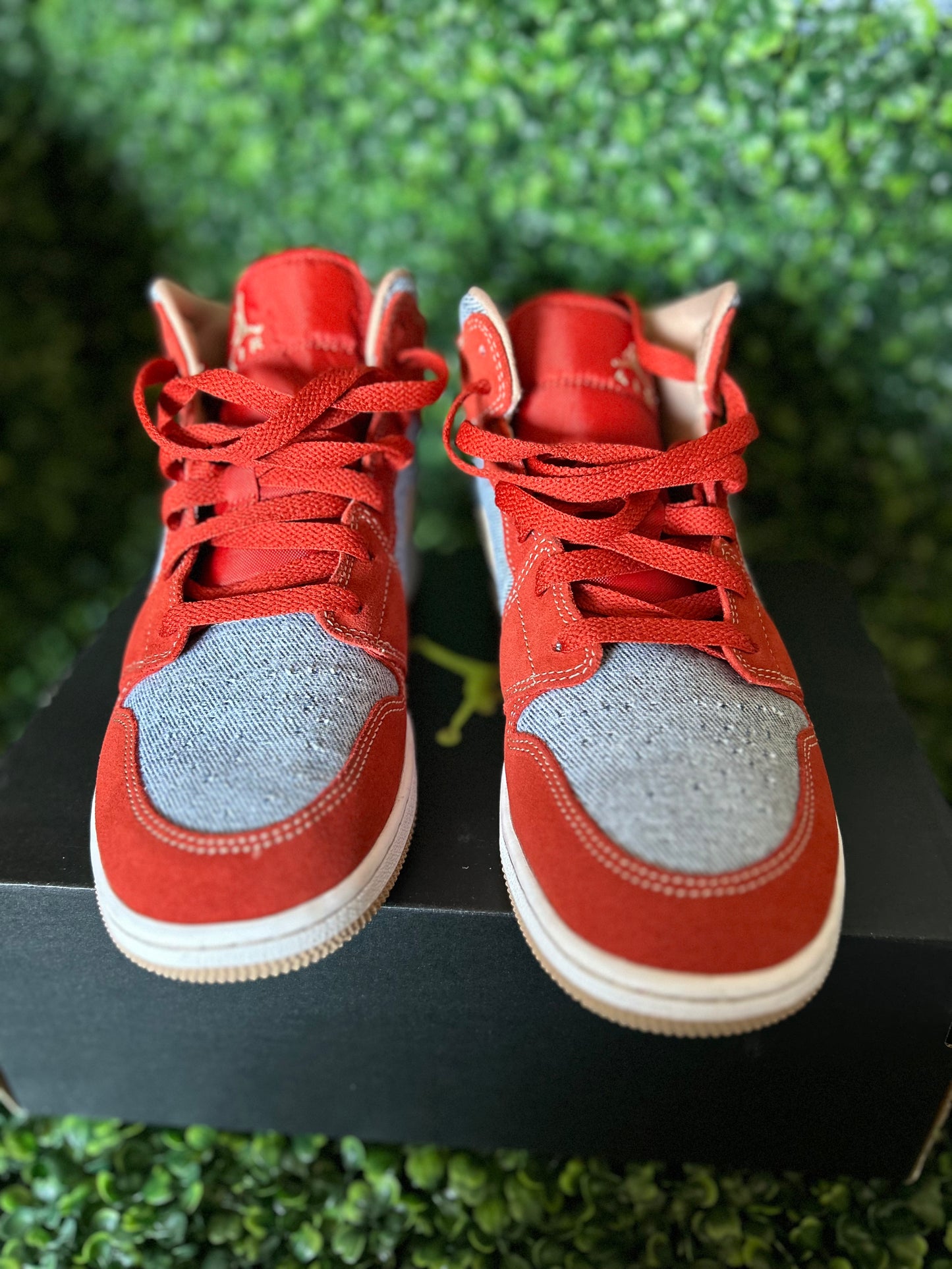 Jordan 1 mid size 6y