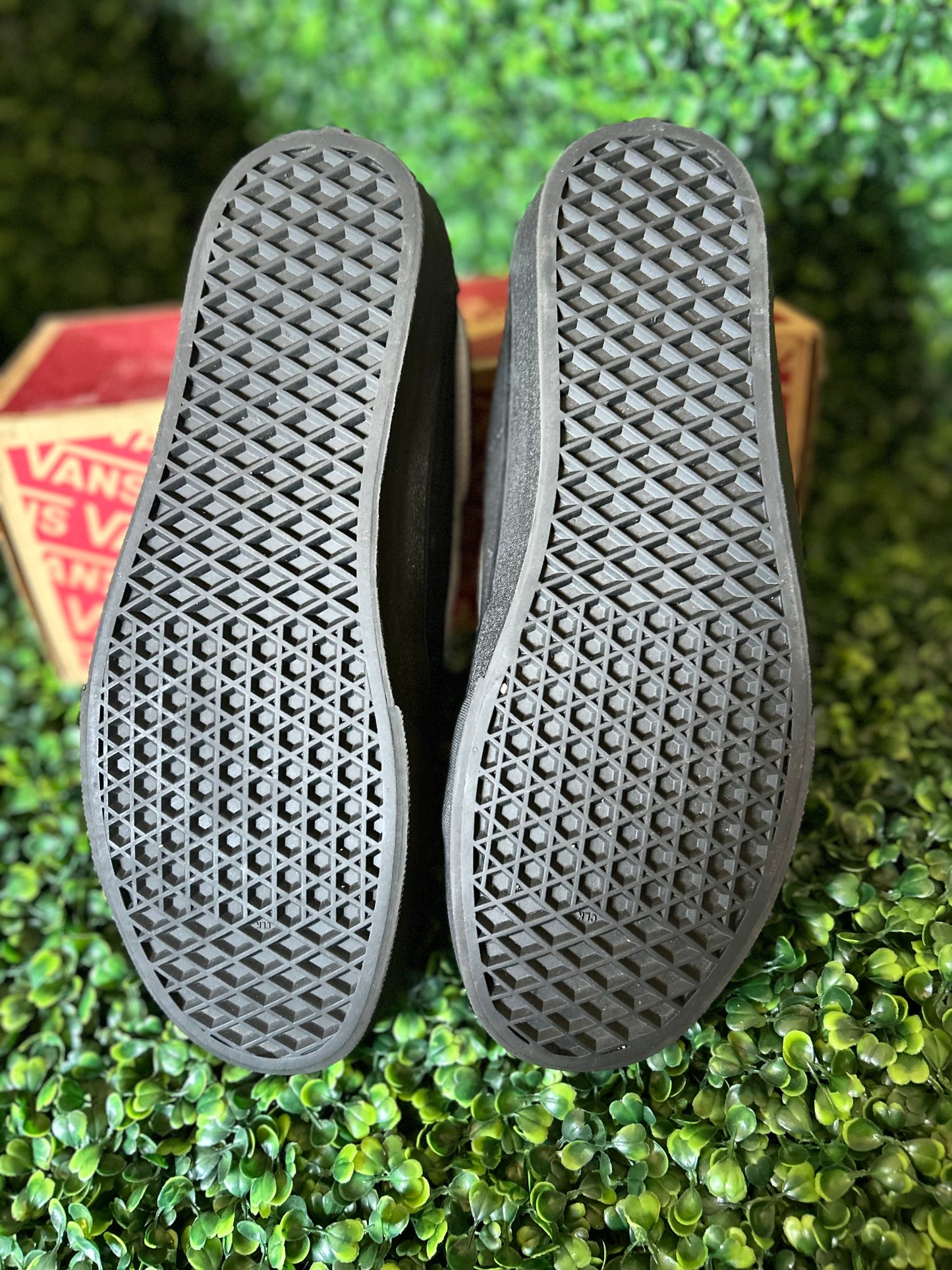 Vans sk-8 low size 12