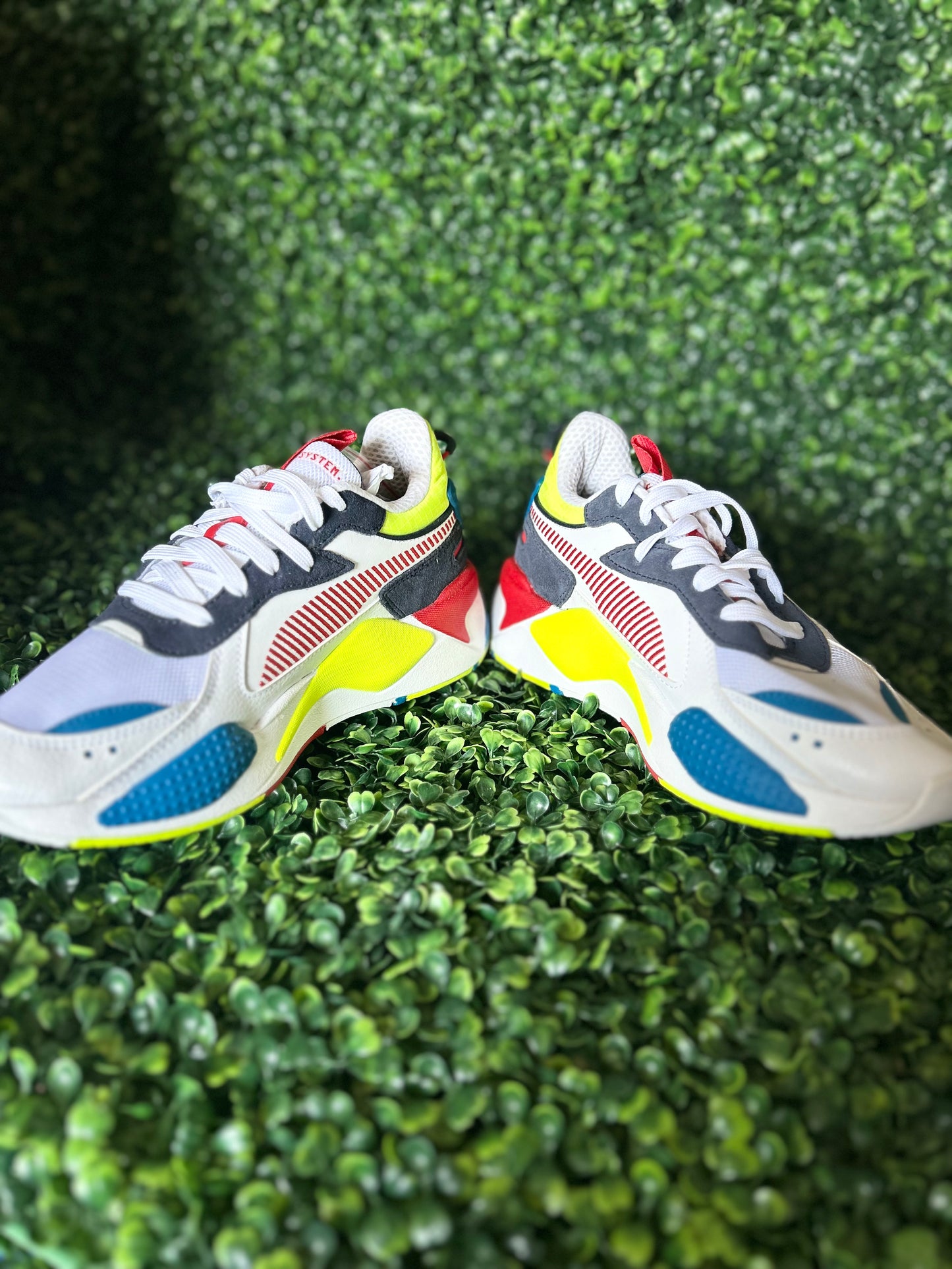 Puma RS size 7y