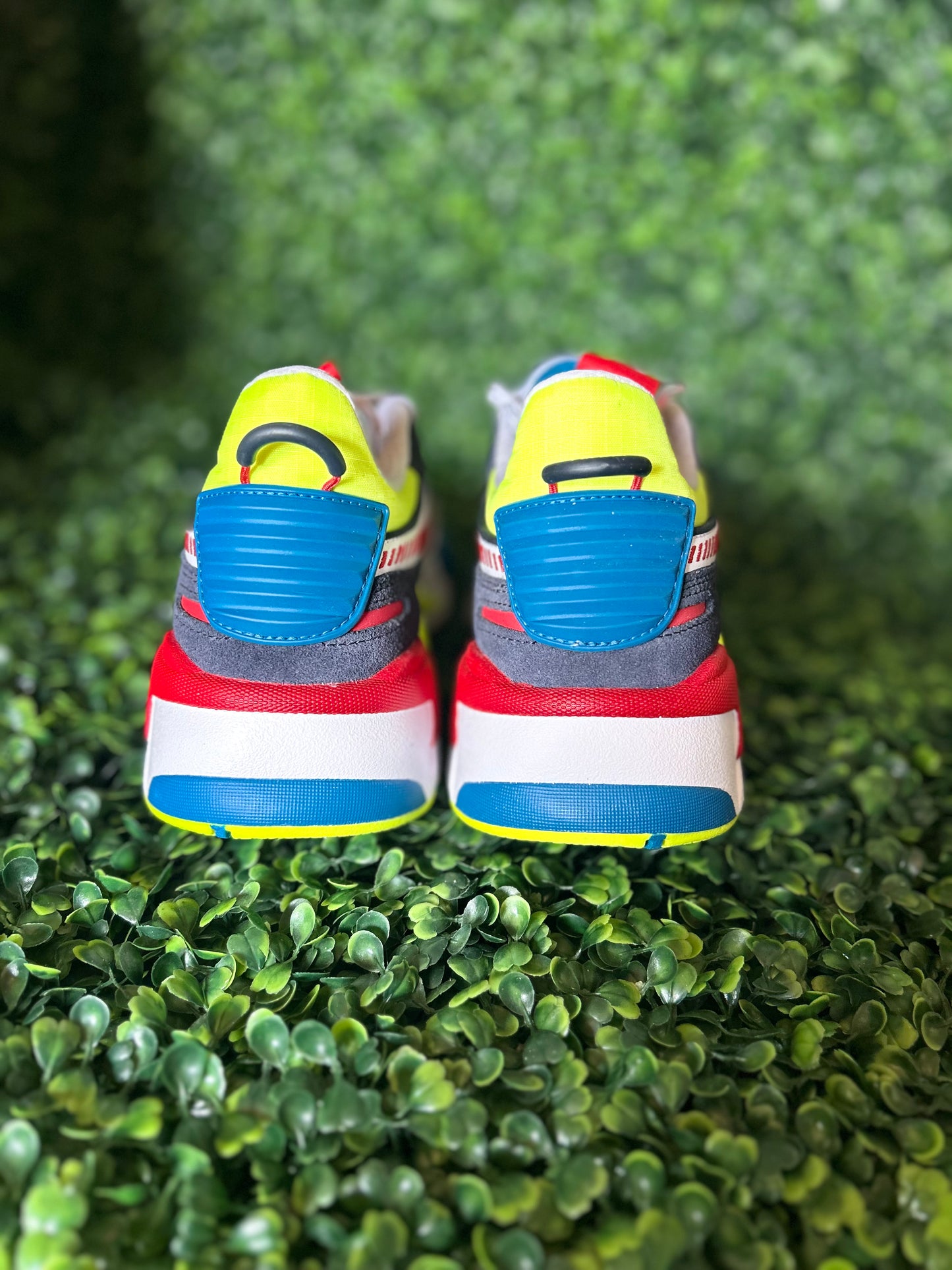 Puma RS size 7y