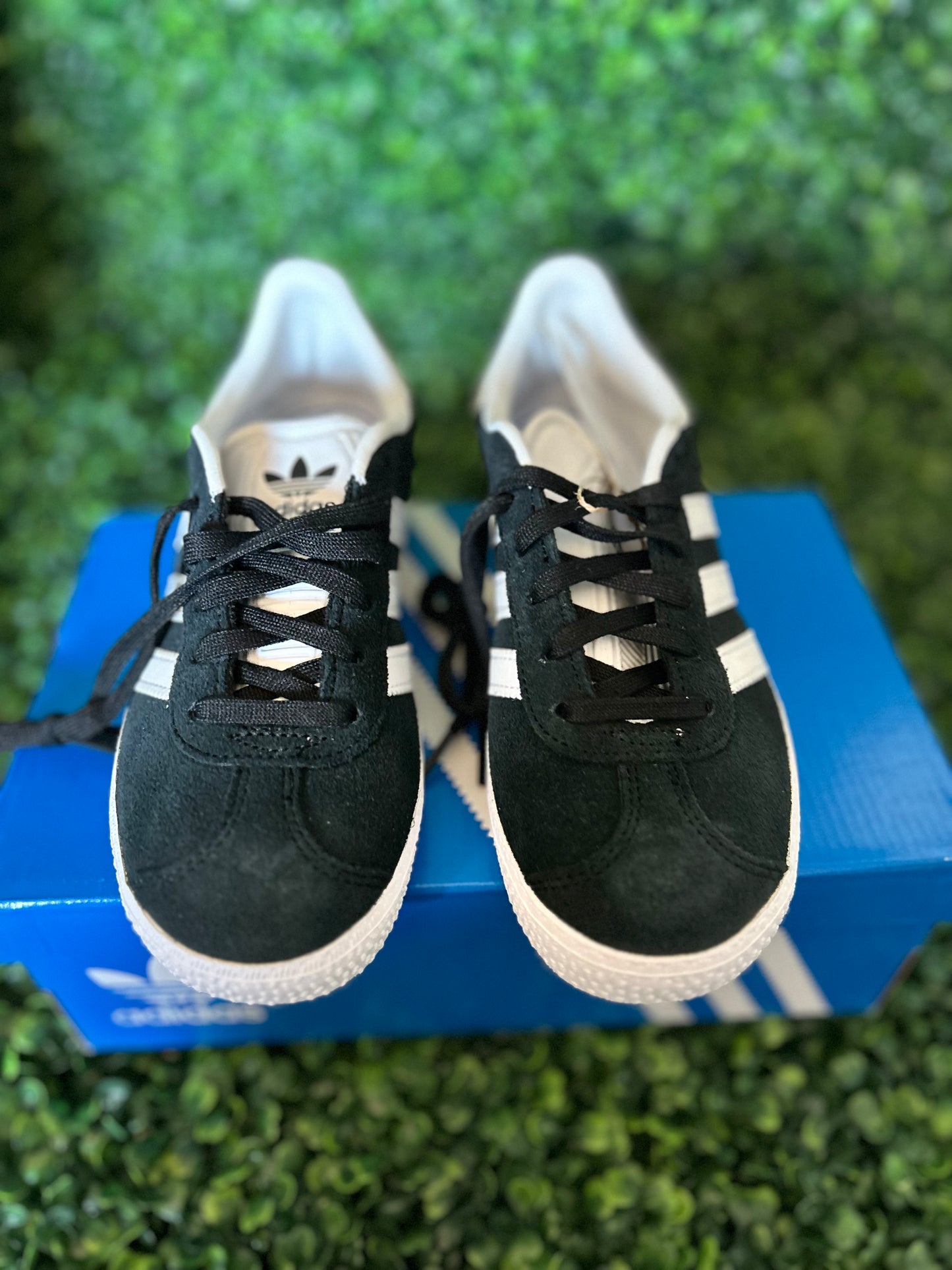 Adidas gazelle size 11k, 13k, 1y, 2y