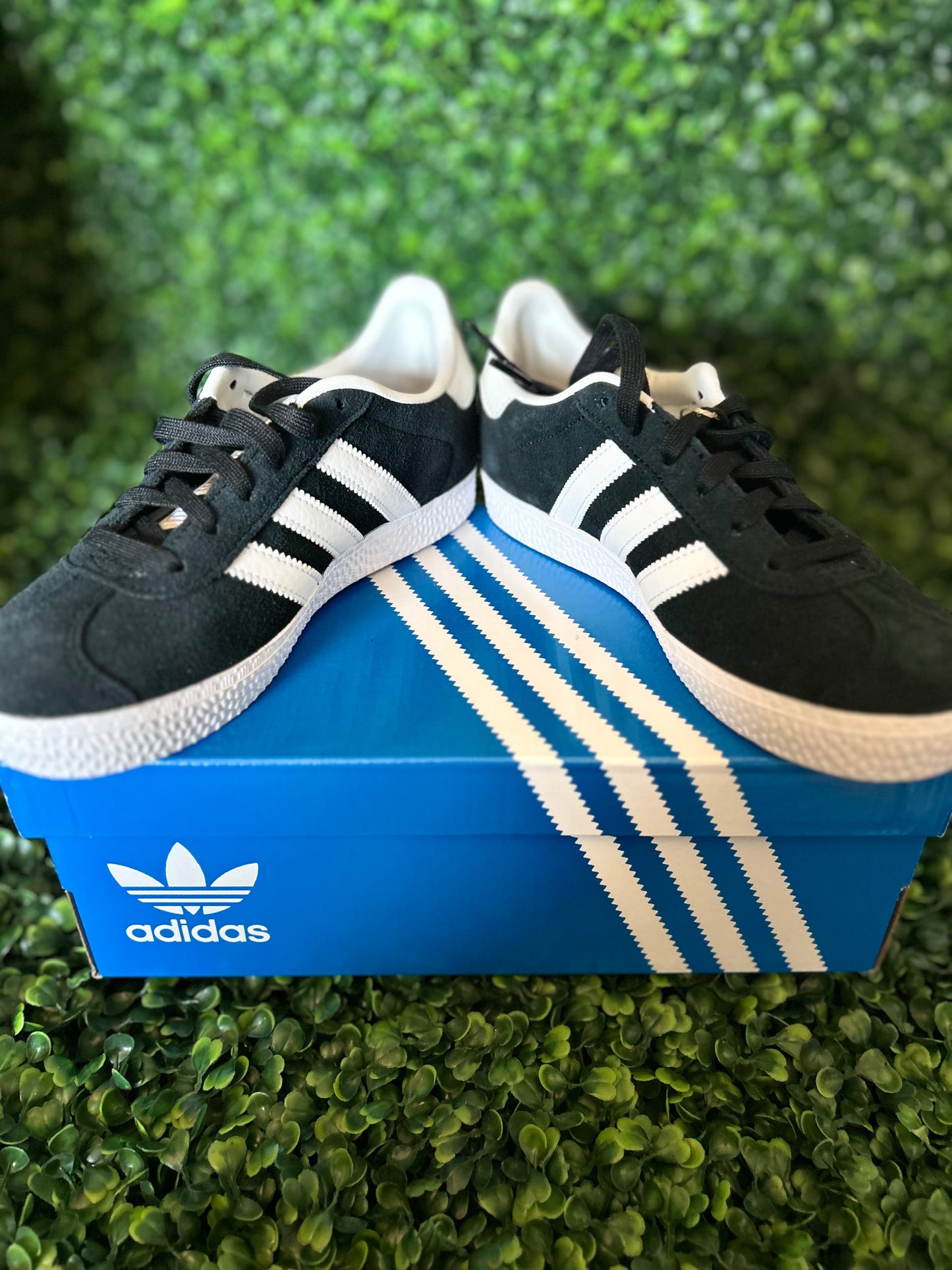 Adidas gazelle size 11k, 13k, 1y, 2y