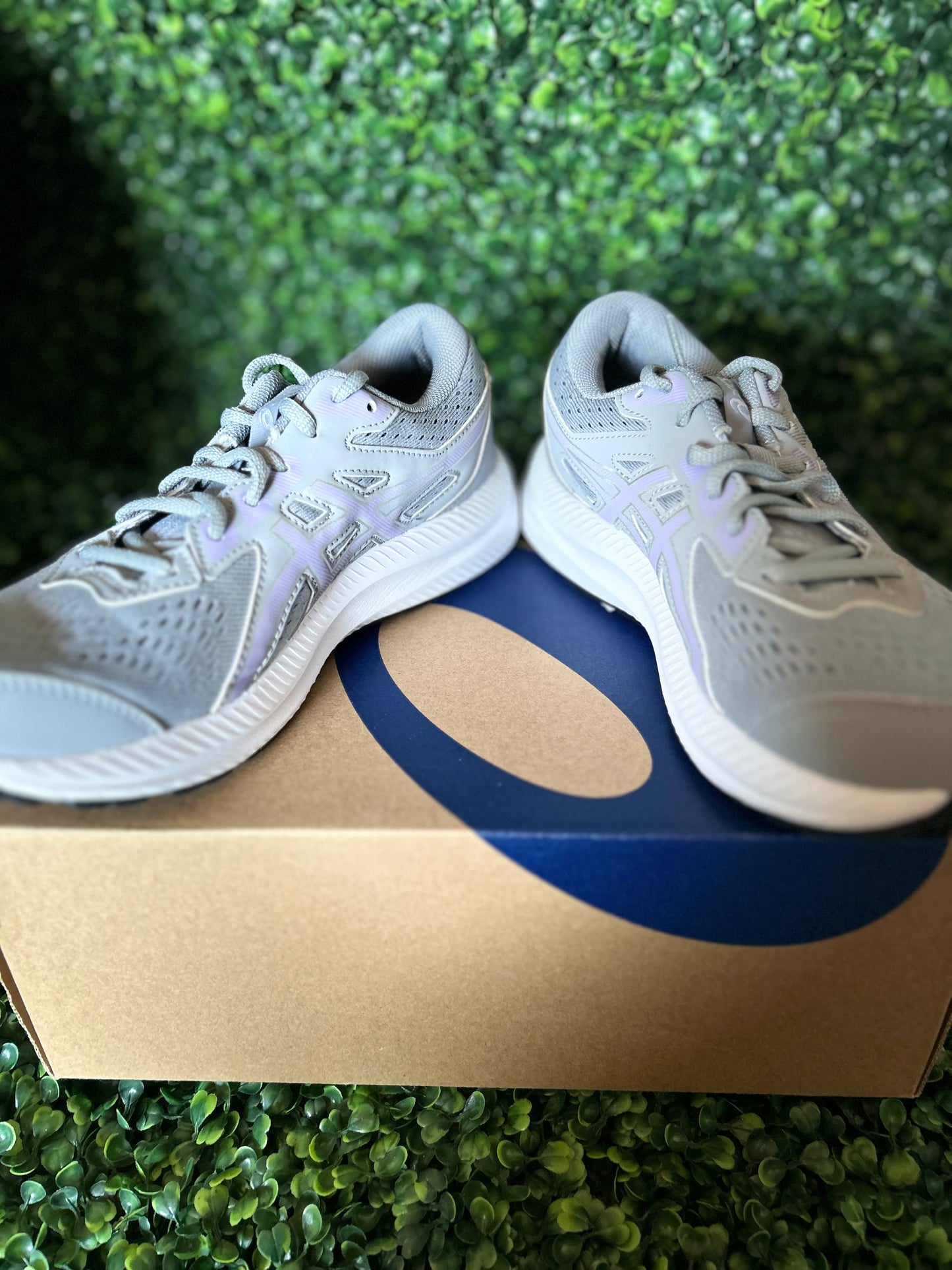 Asics contend size 9 wmns