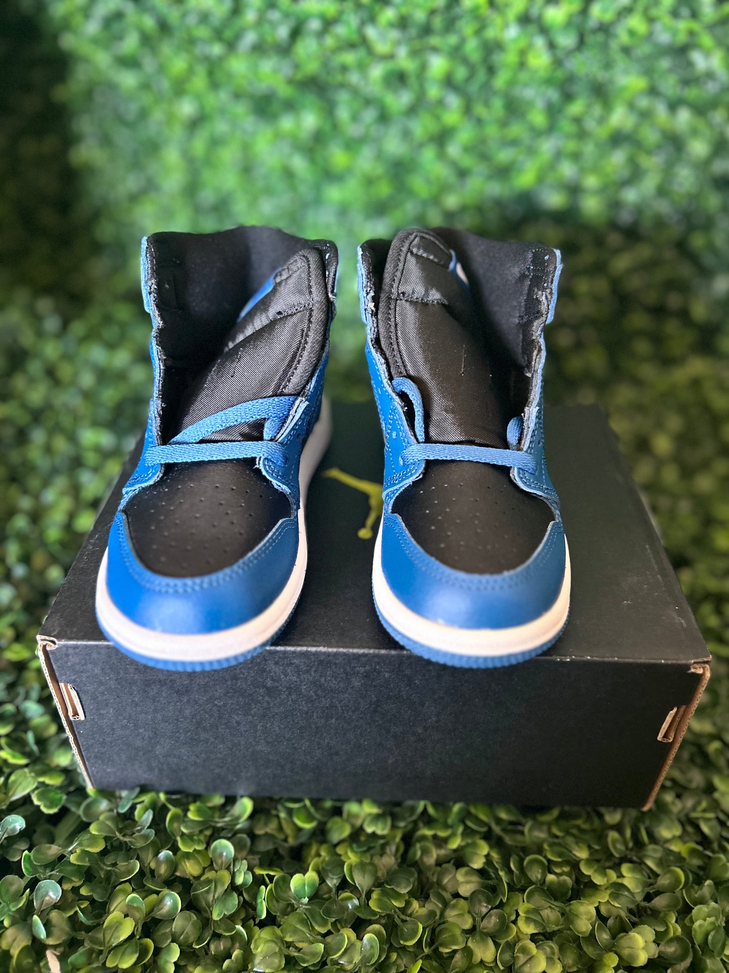 Jordan 1 size 10c