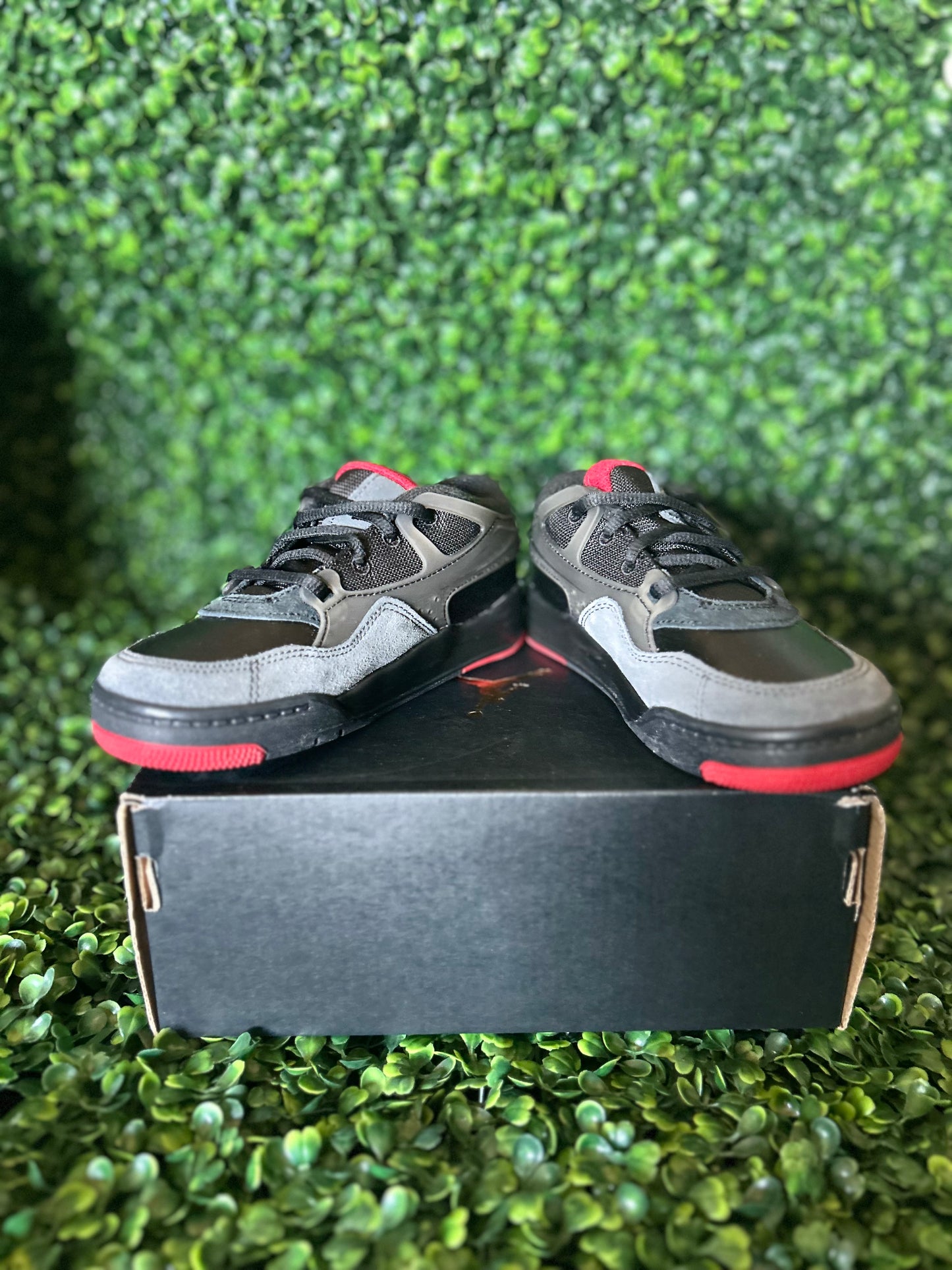 Jordan 4 size 12c