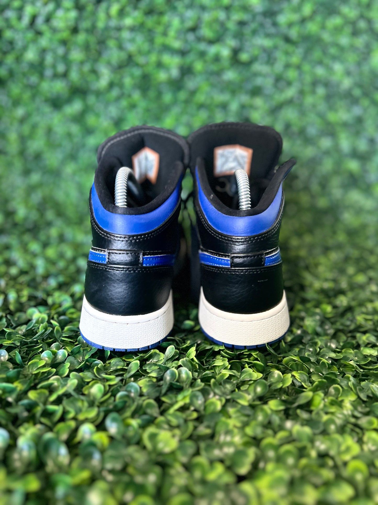 Jordan 1 size 5y