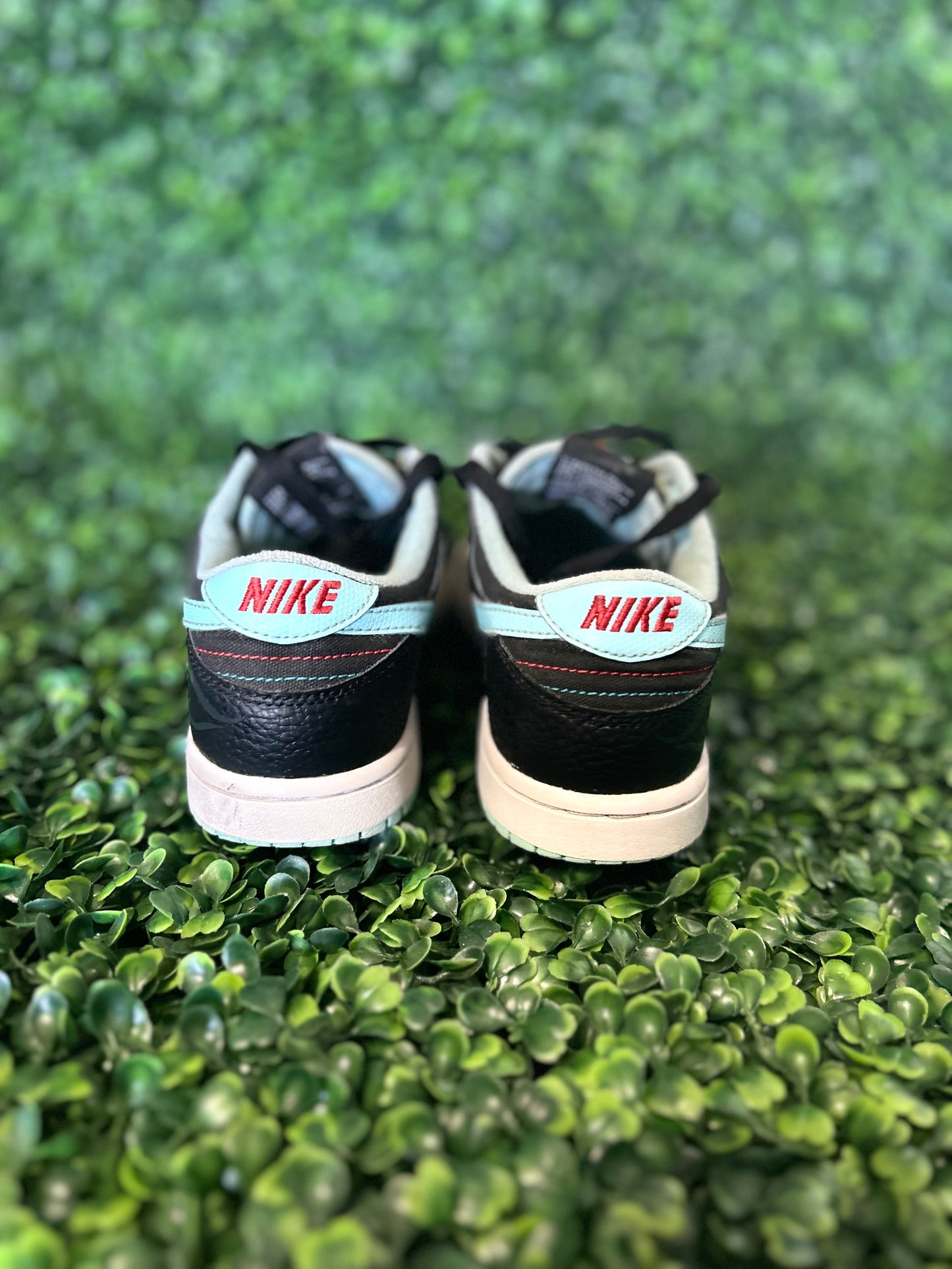 Nike dunk size 2y