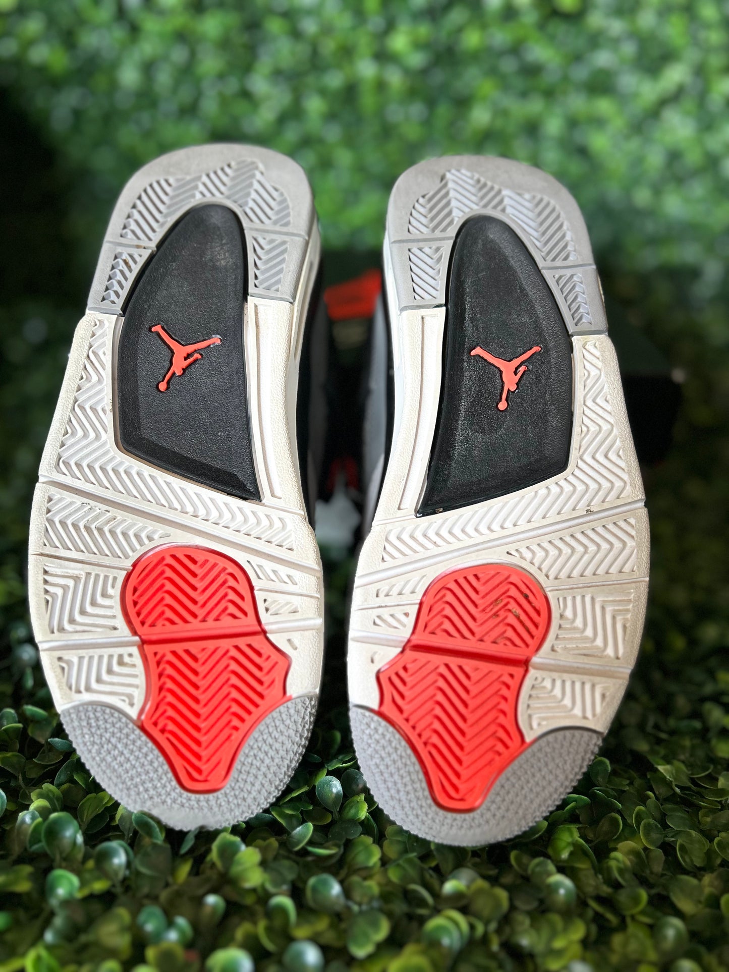 Jordan 4 size 4y