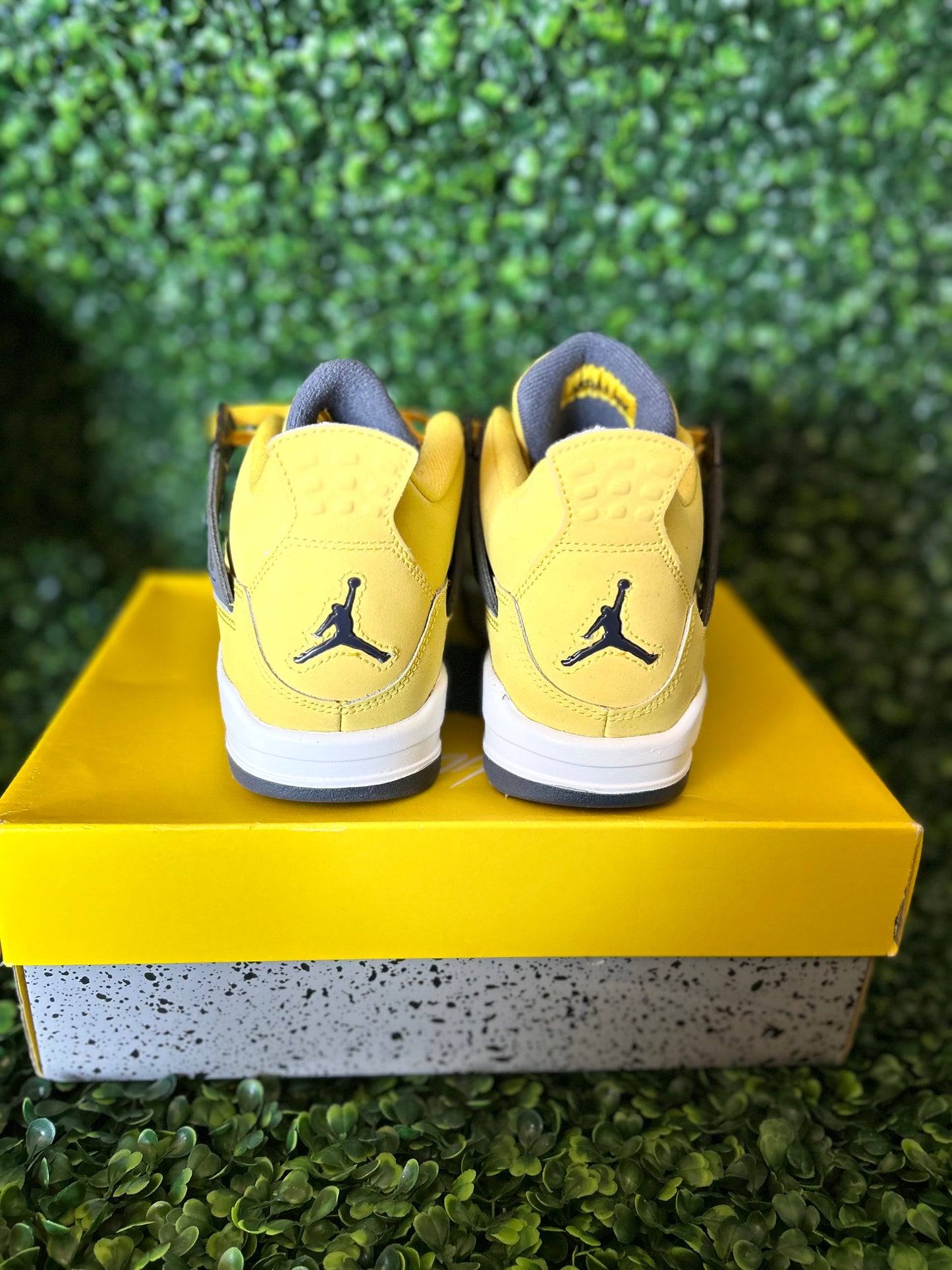 Jordan 4 size 4.5y