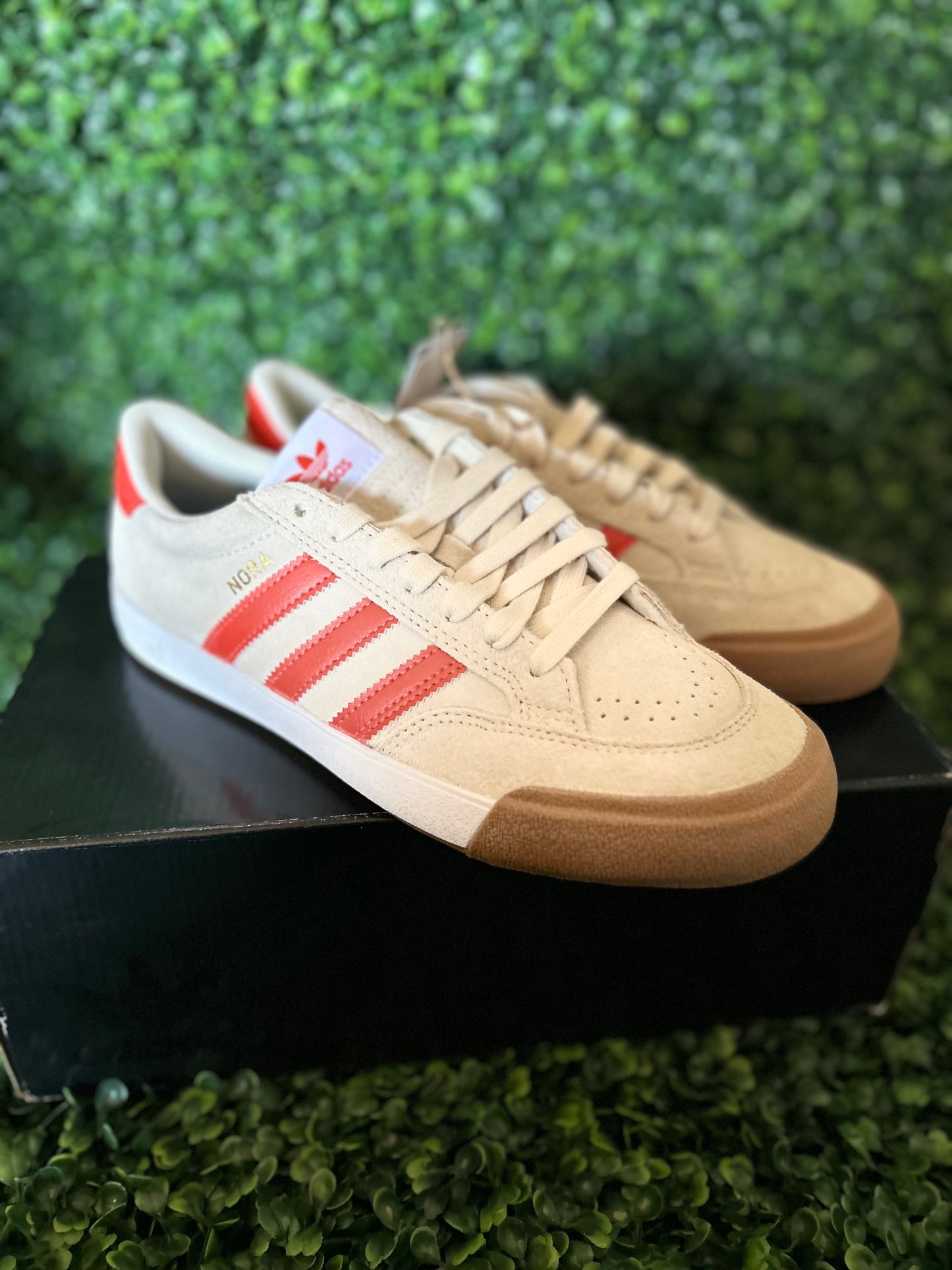 Adidas Nora size 8.5