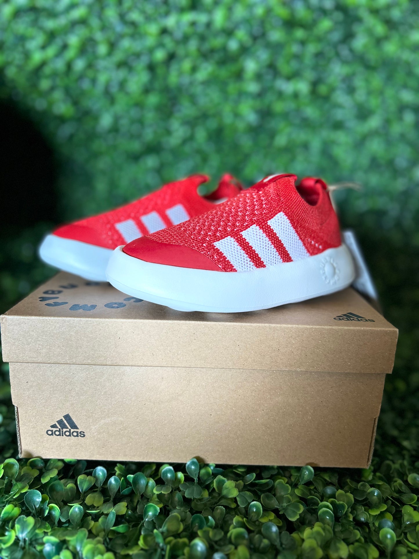 Adidas bubble comfy size 9k