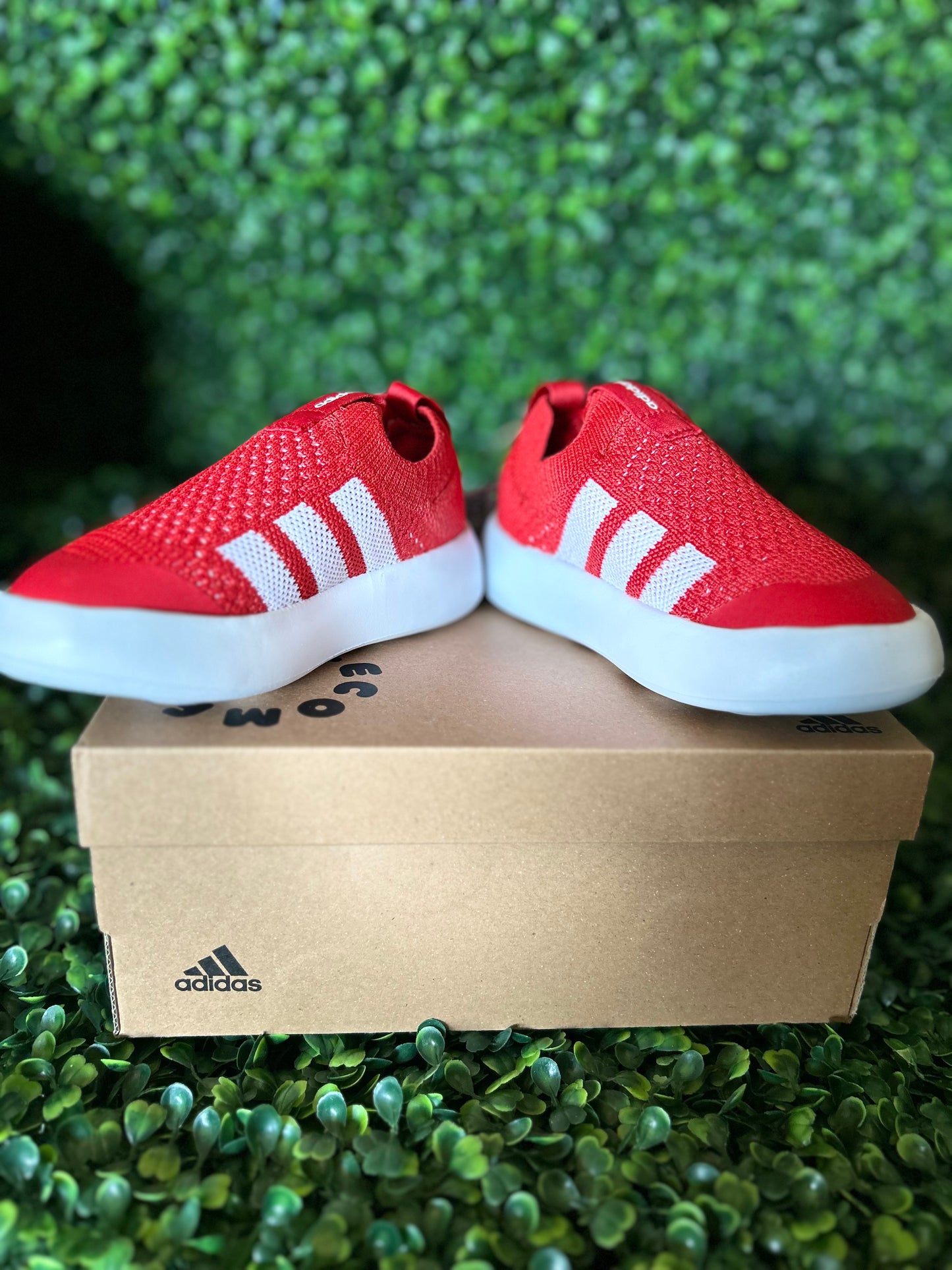 Adidas bubble comfy size 9k