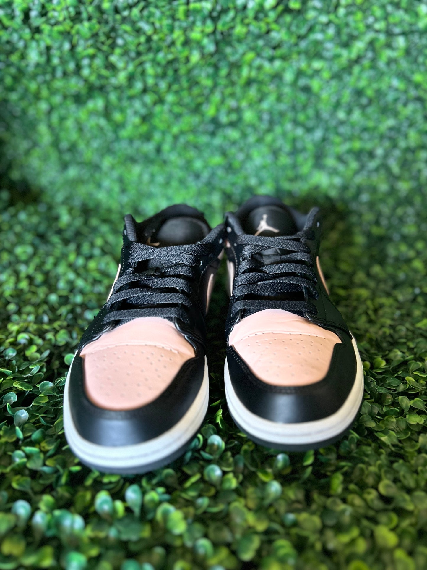 Jordan 1 low size 9