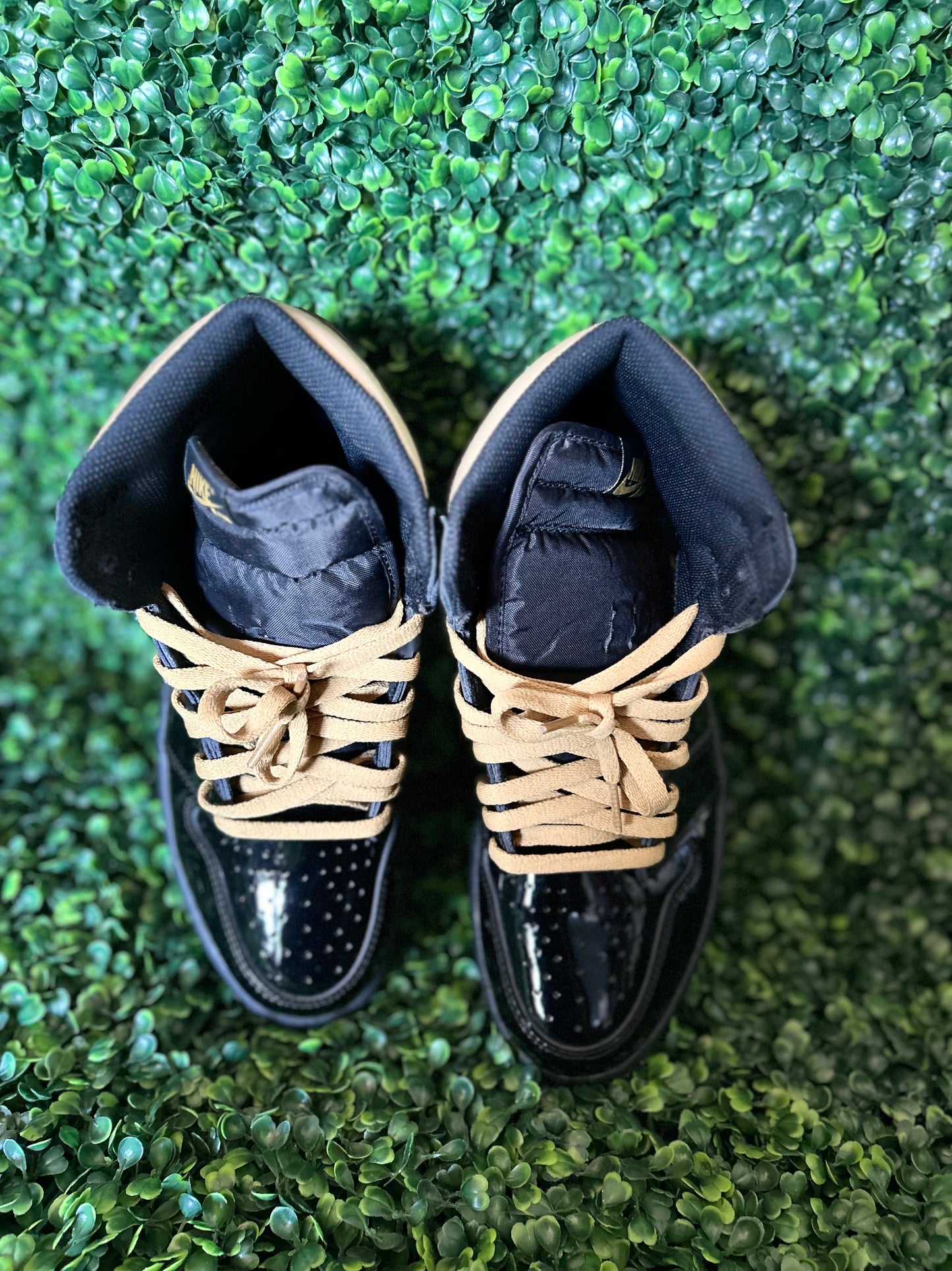 Jordan 1 high size 10