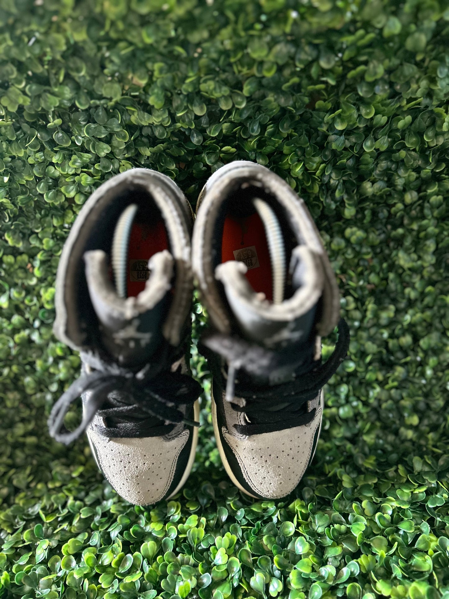 Jordan 1 mid