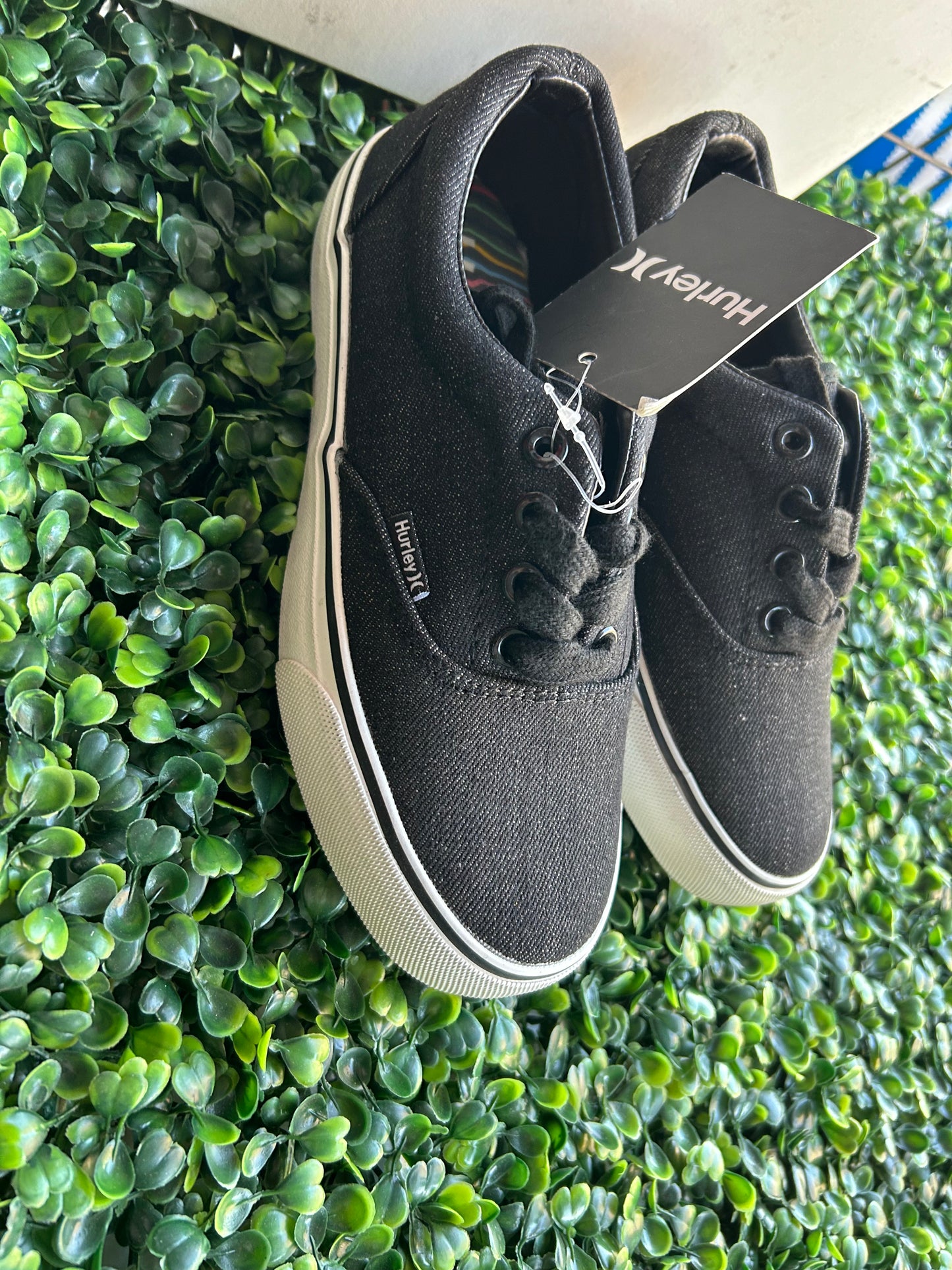 Hurley size 2