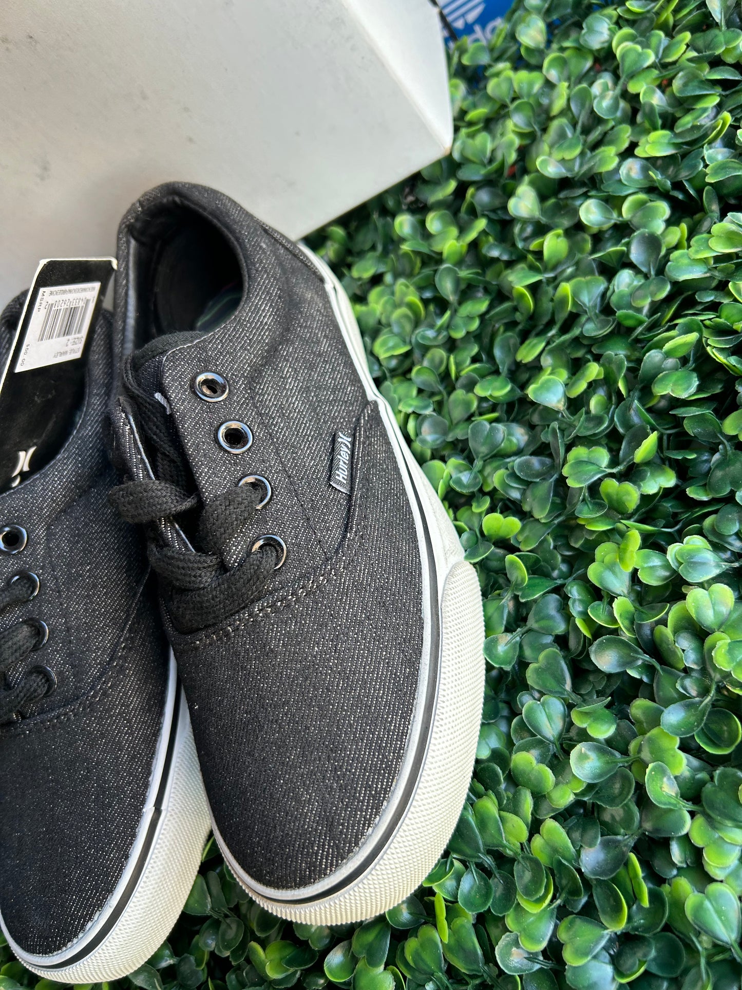 Hurley size 2