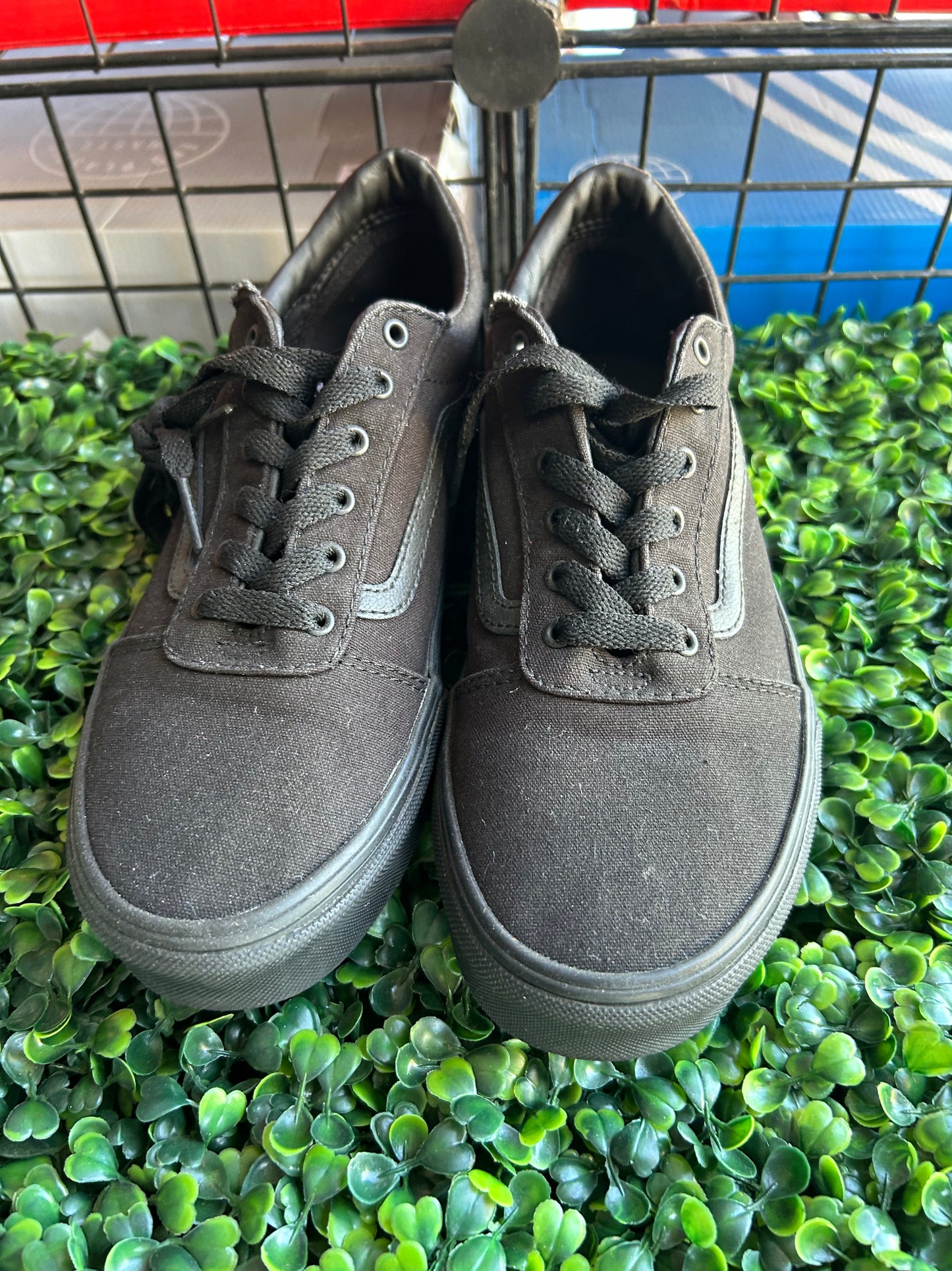 Vans old skool size 5.5