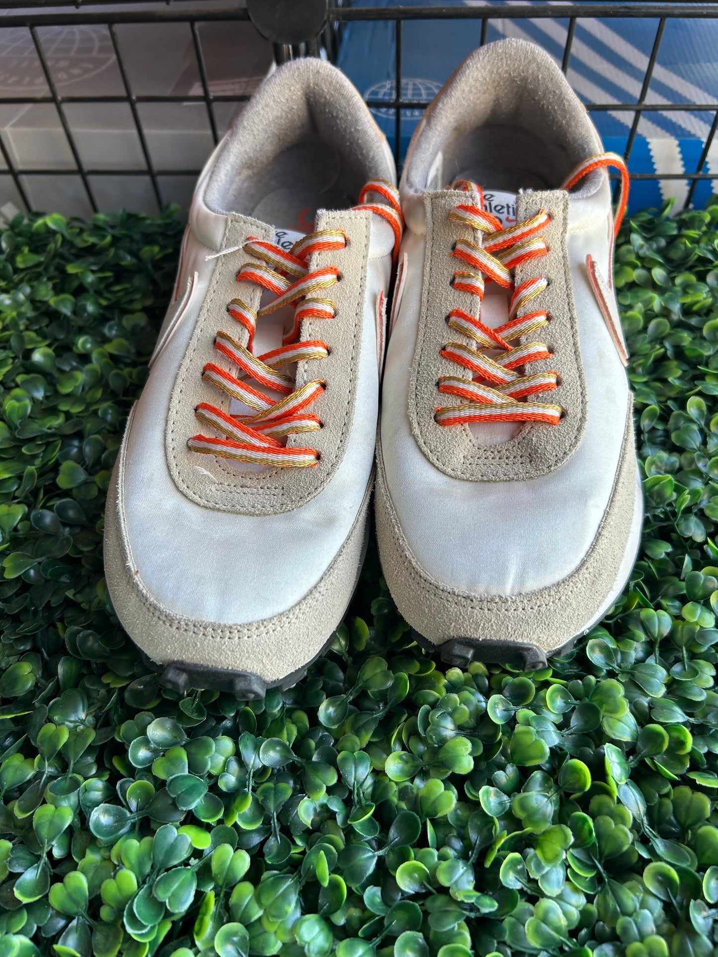 Nike sail rush size 5.5