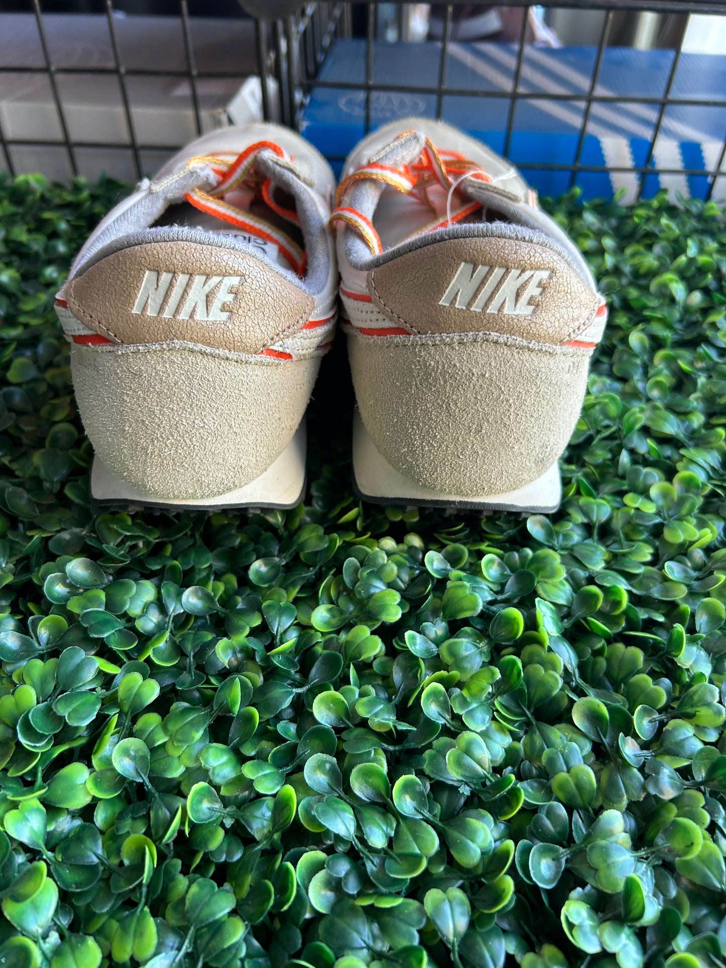 Nike sail rush size 5.5