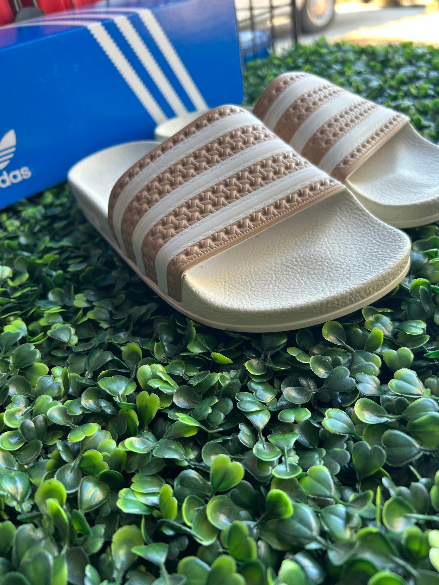 Adidas sandal size 5