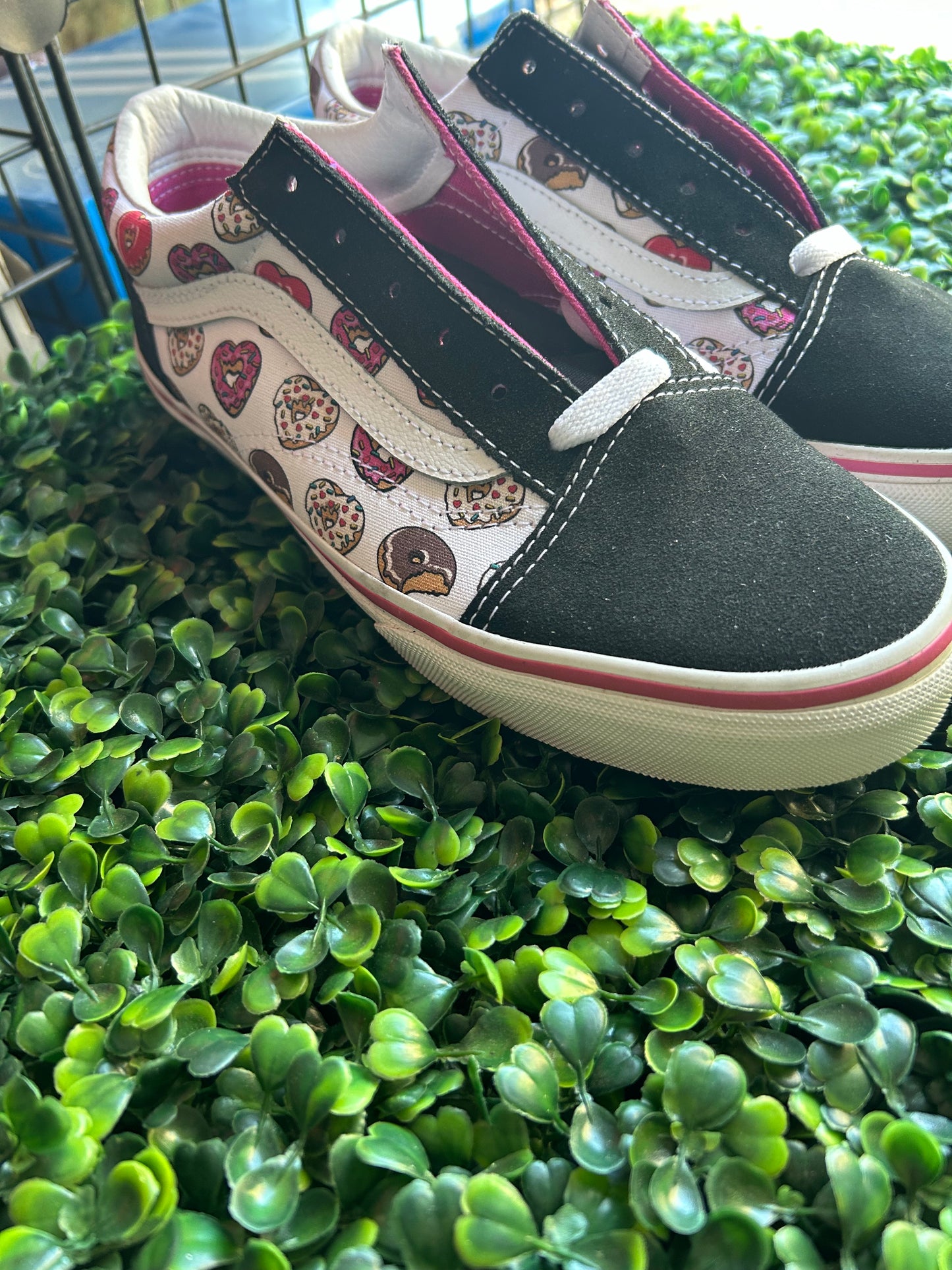 Vans donut size 6