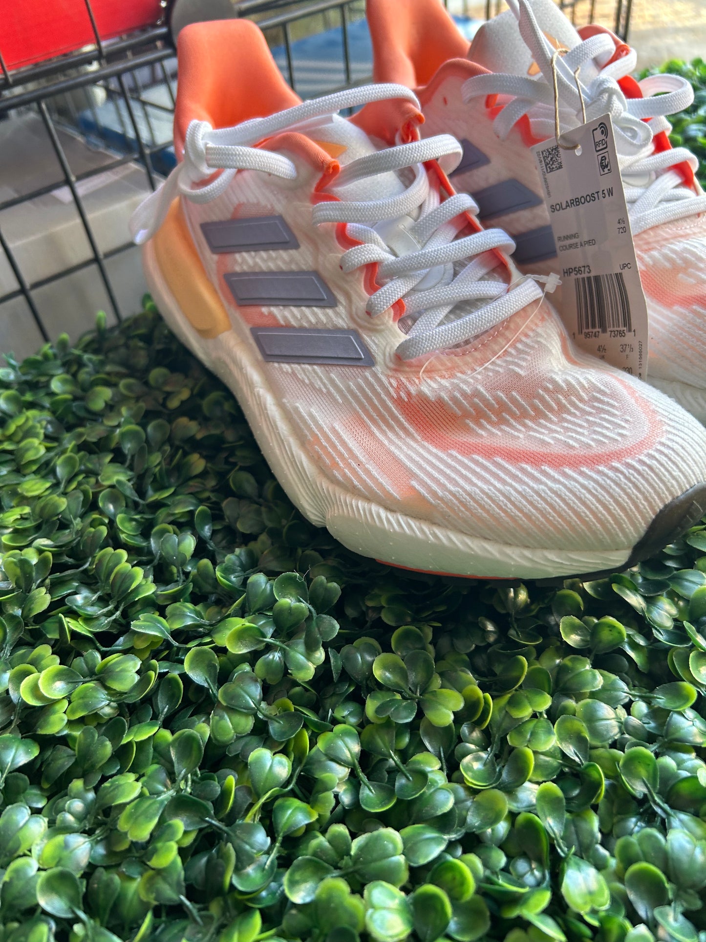 Adidas solar boost size 6