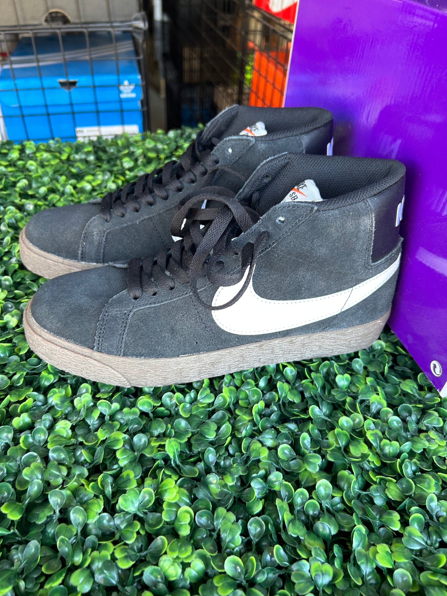 Nike zoom blazer mid size 6m/7w