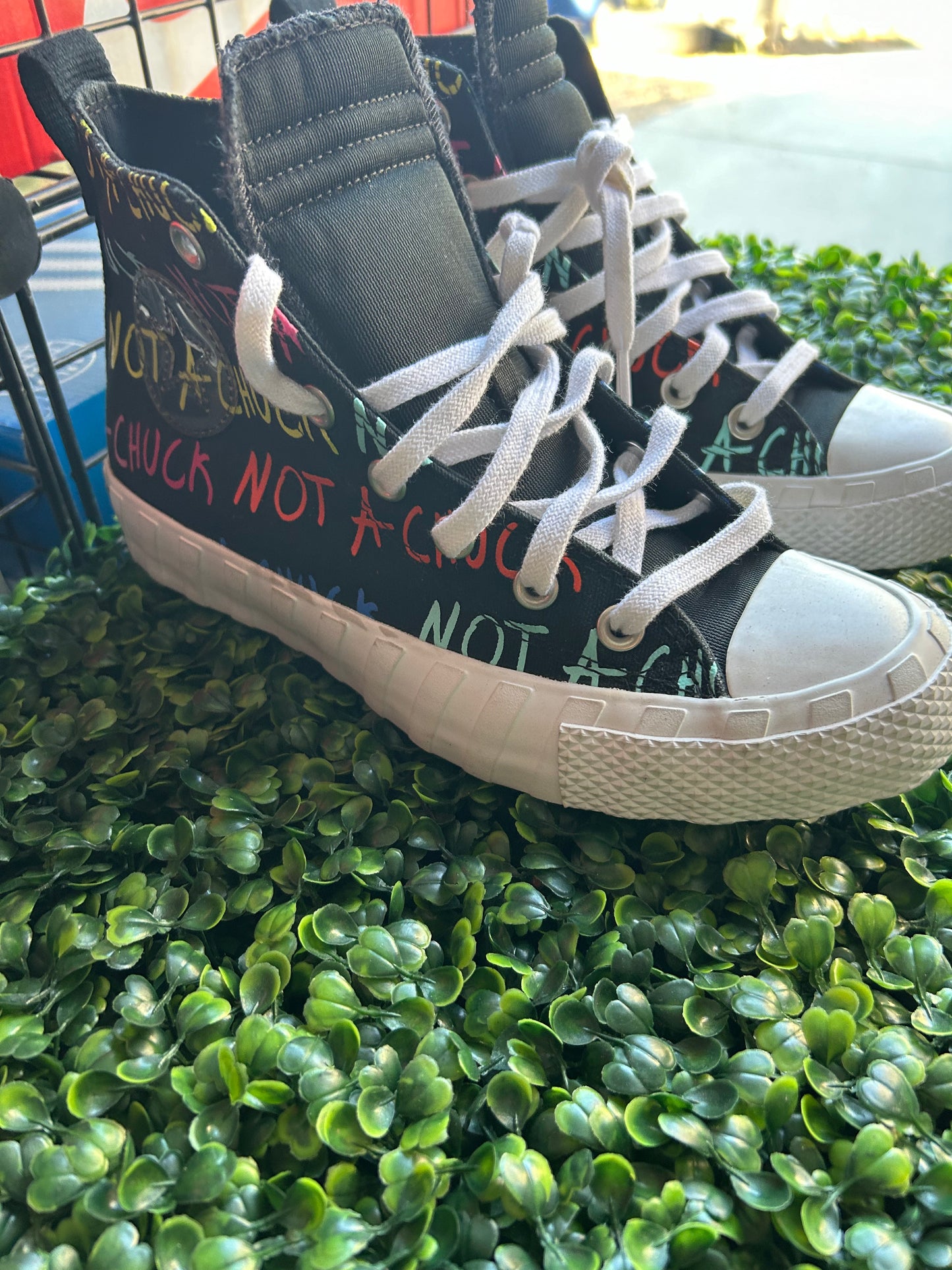 Converse unt1tl3d size 6