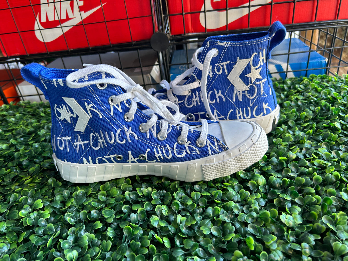 Converse untitled size 6
