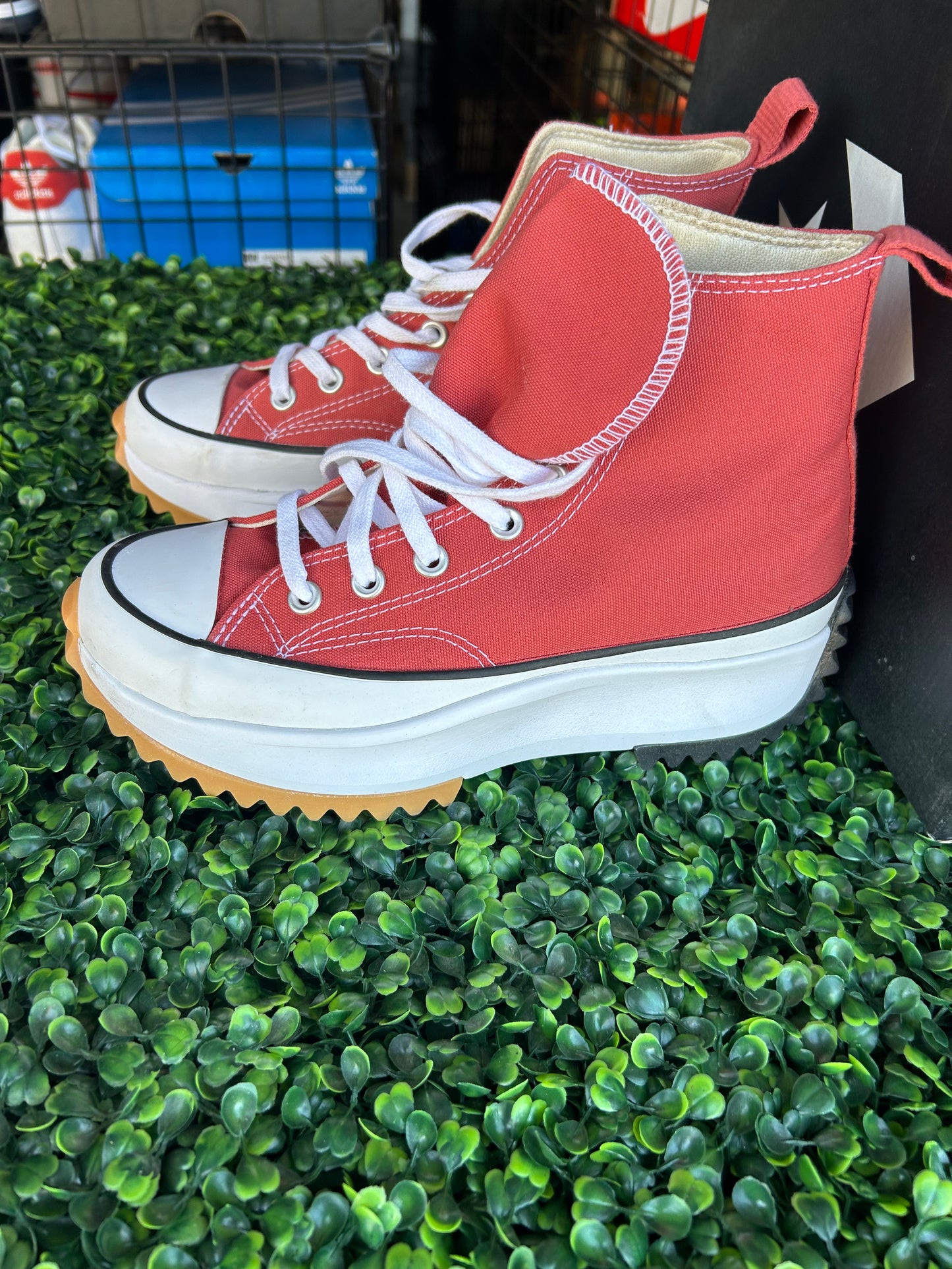 Converse run star hike size 6m/7.5w
