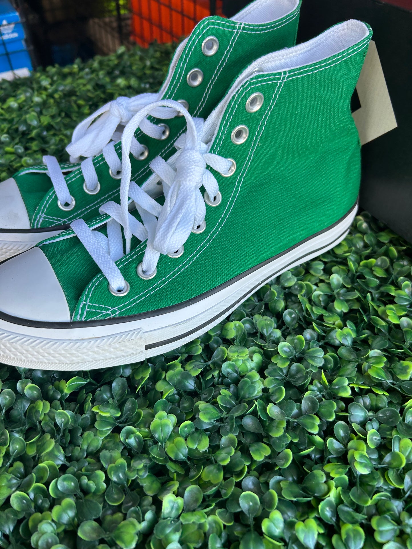 Converse size 6.5m/8w