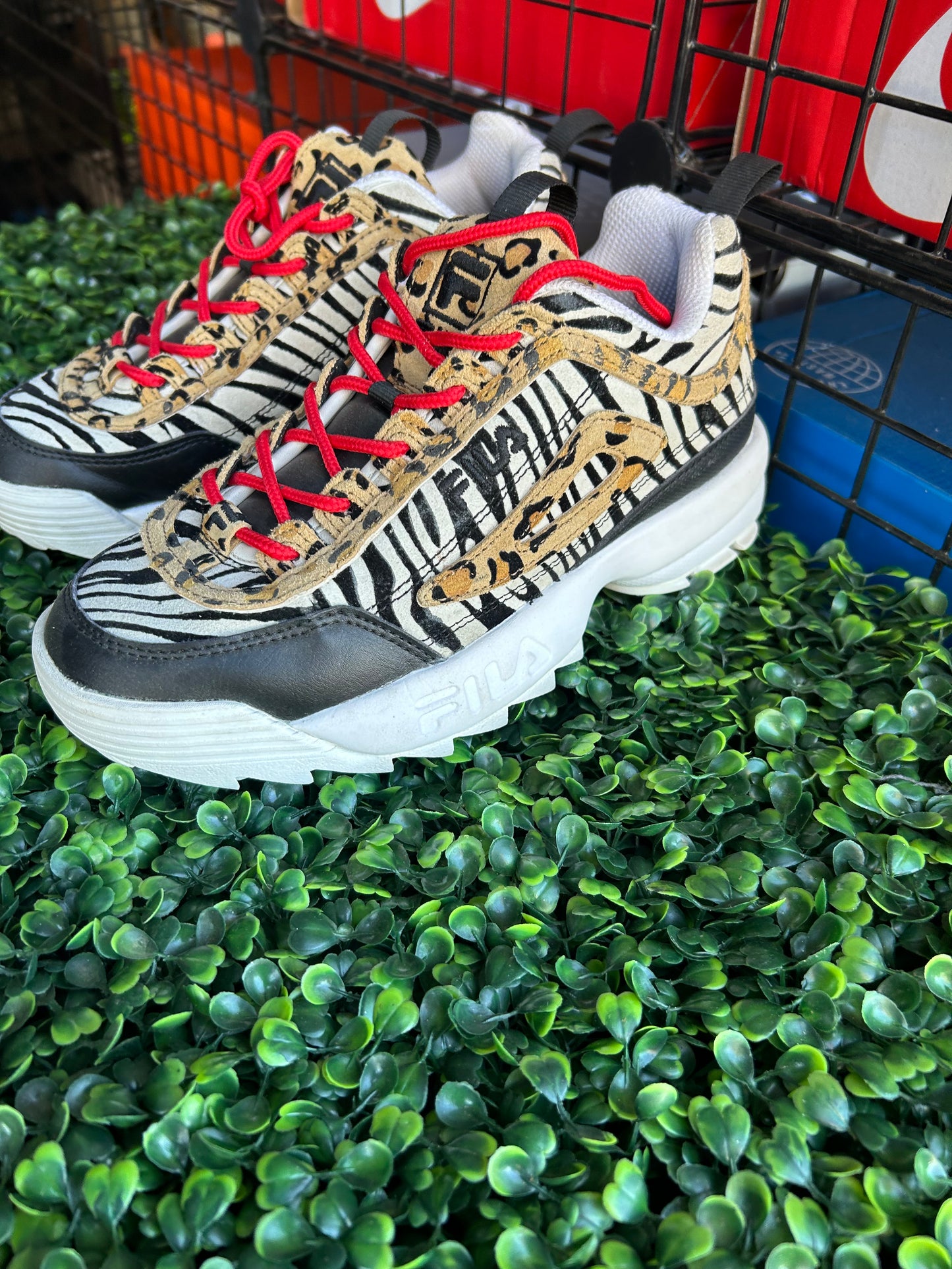 Fila disruptor size 6.5