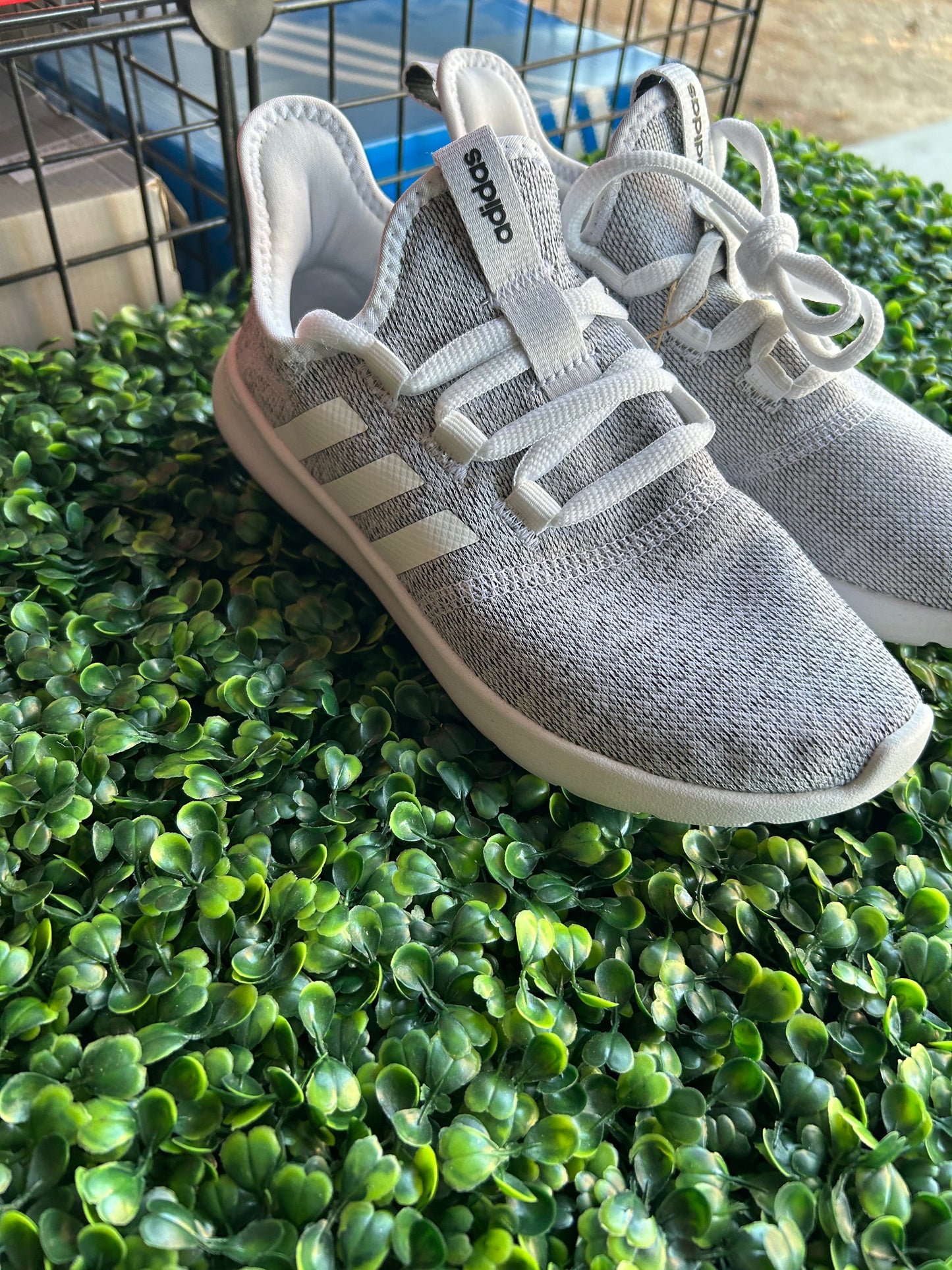 Adidas cloud foam size 6.5