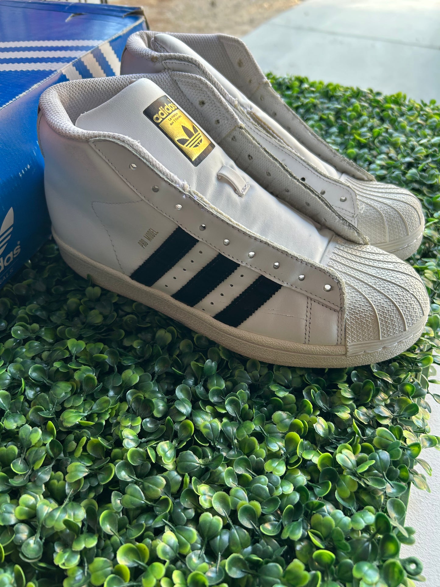 Adidas superstar size 6.5