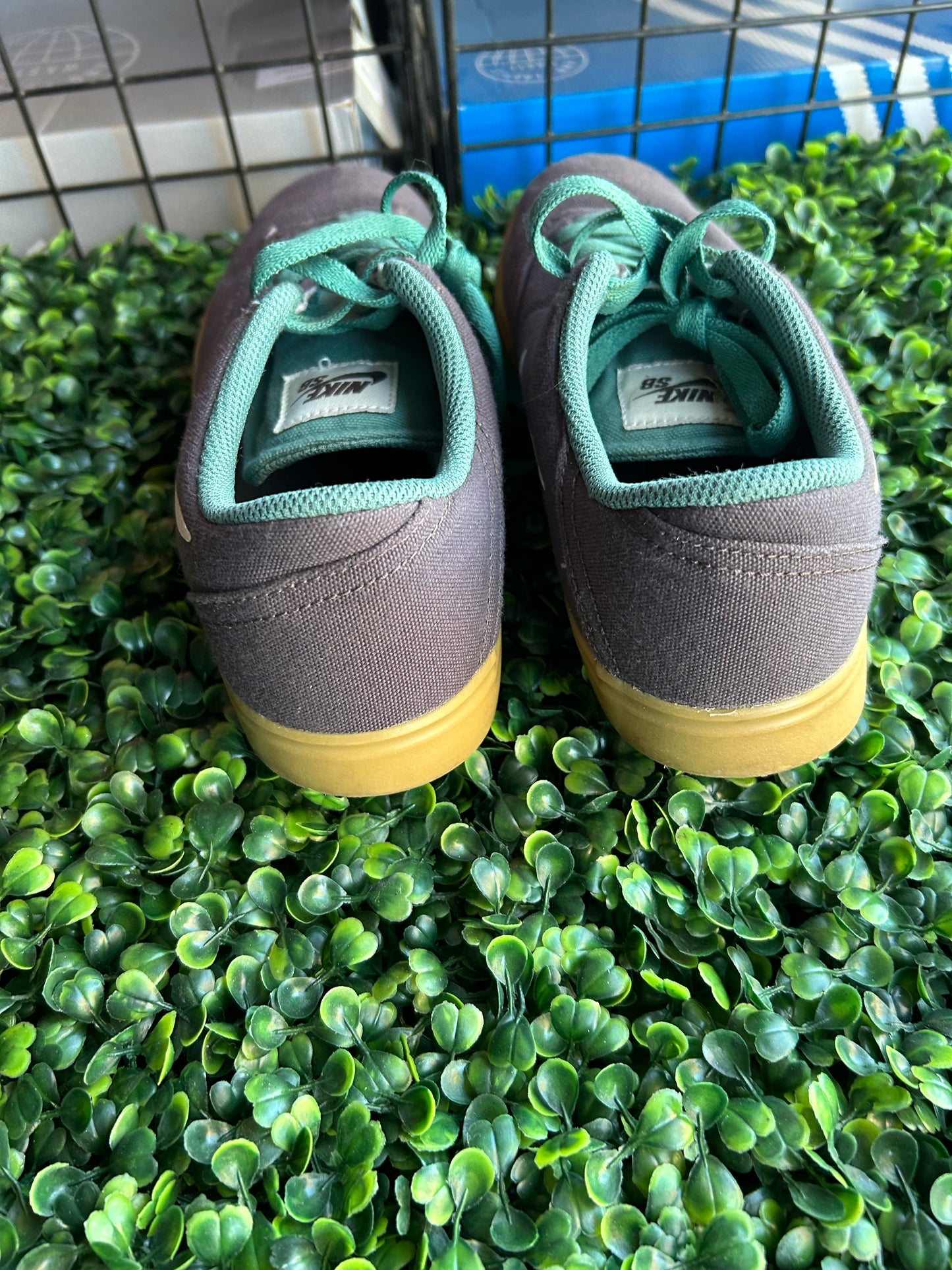 Nike sb size 6