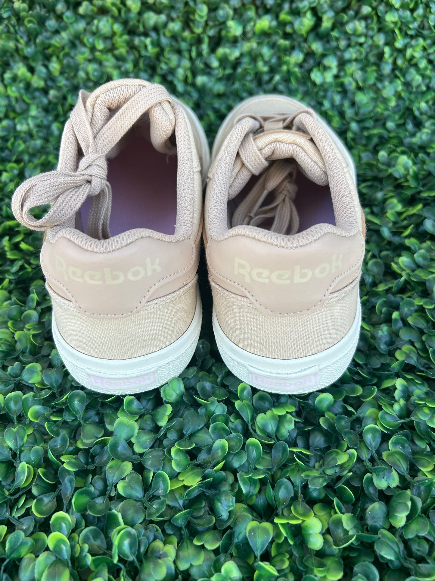 Reebok size 7.5