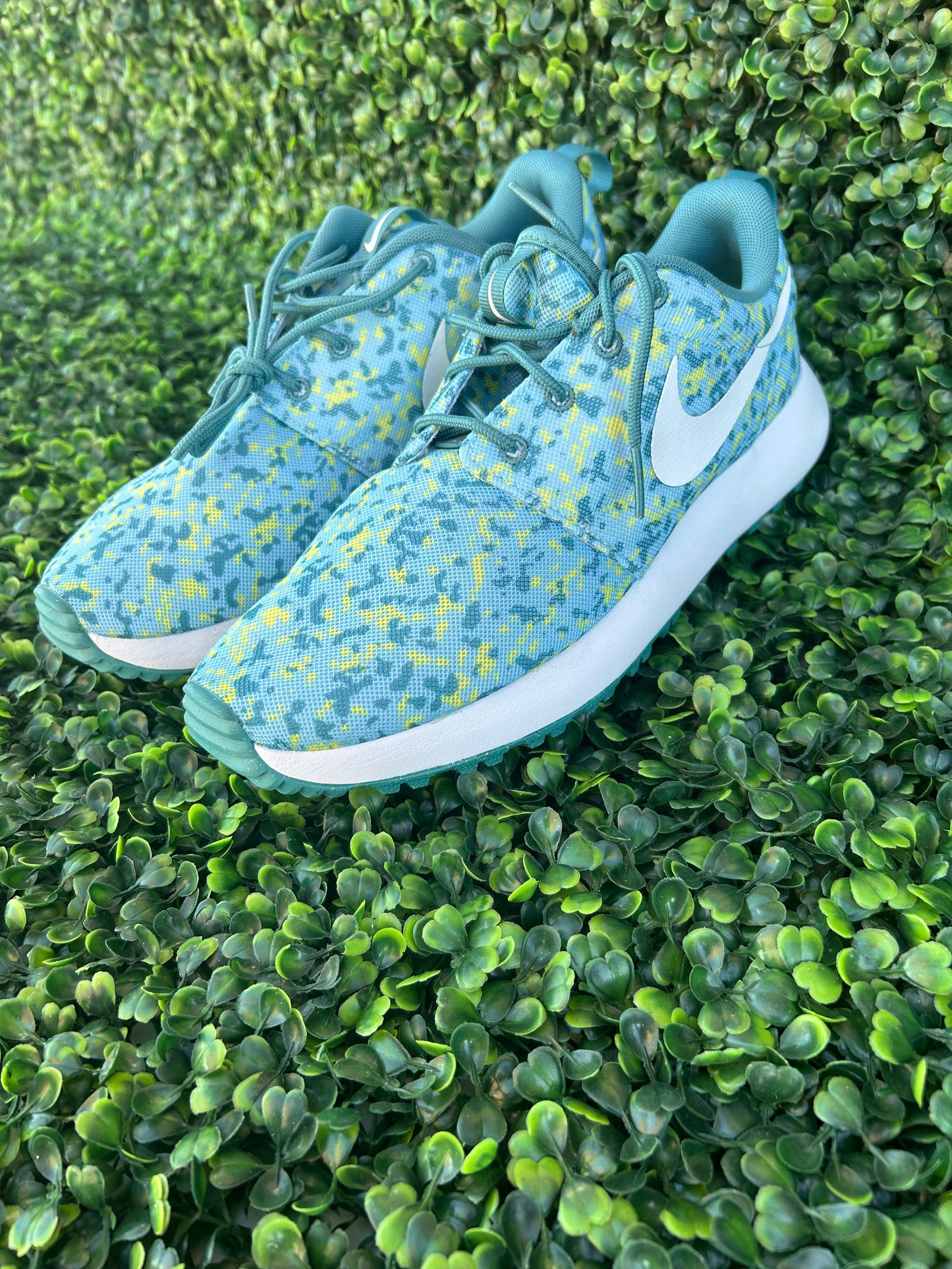 Nike rosne G ocean bliss size 7