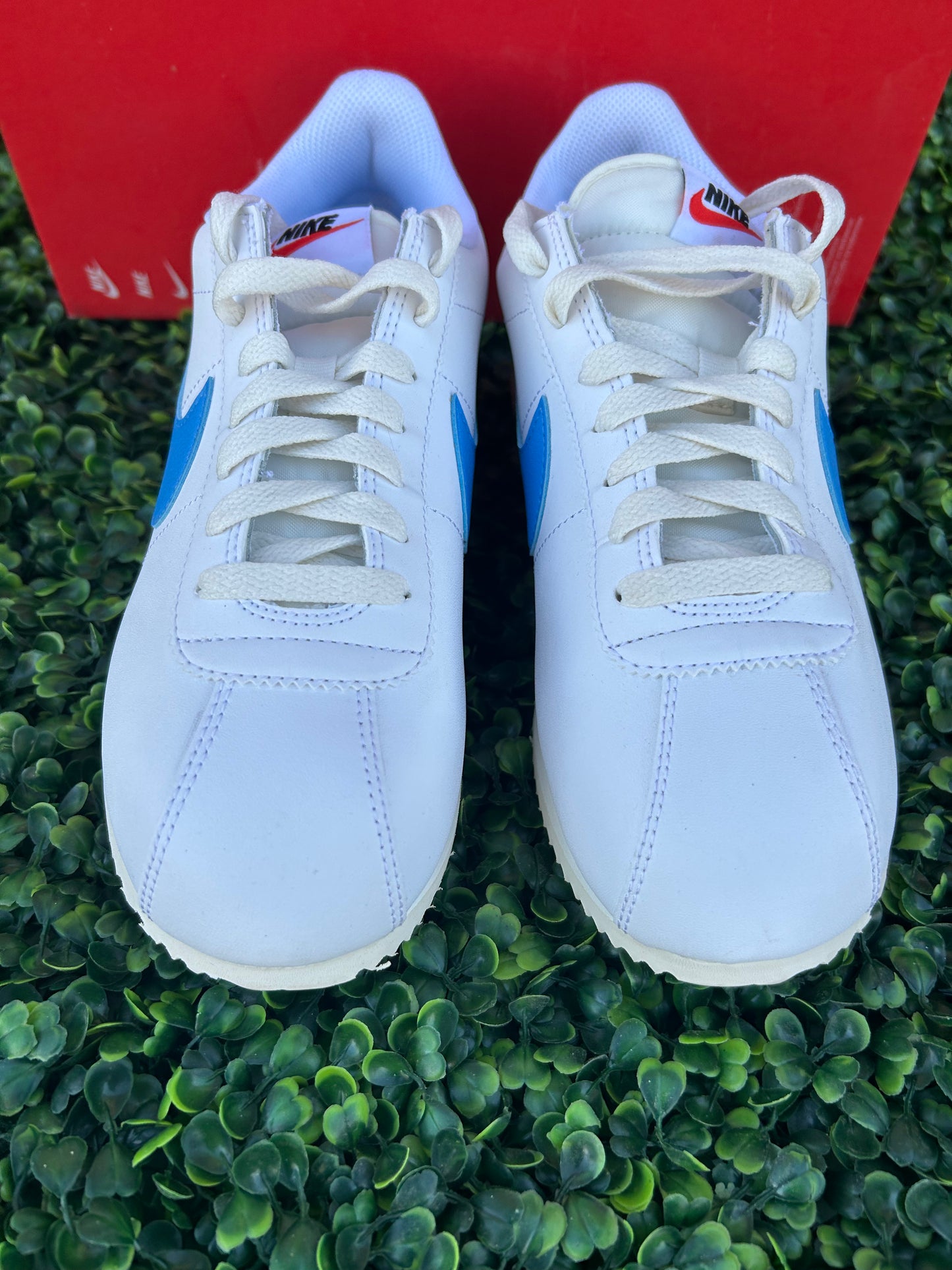 Nike Cortez size 9.5