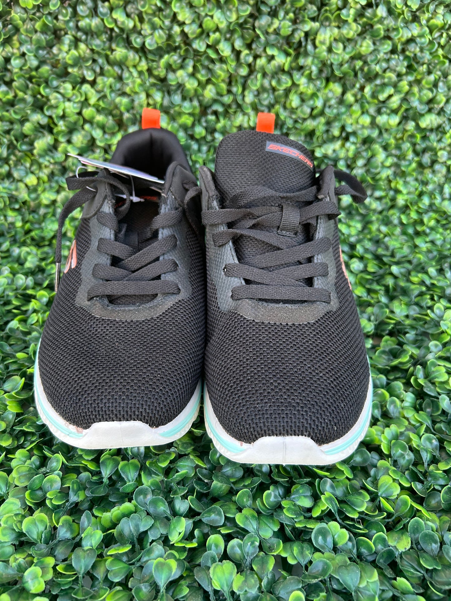 Sketchers glide step size 9w