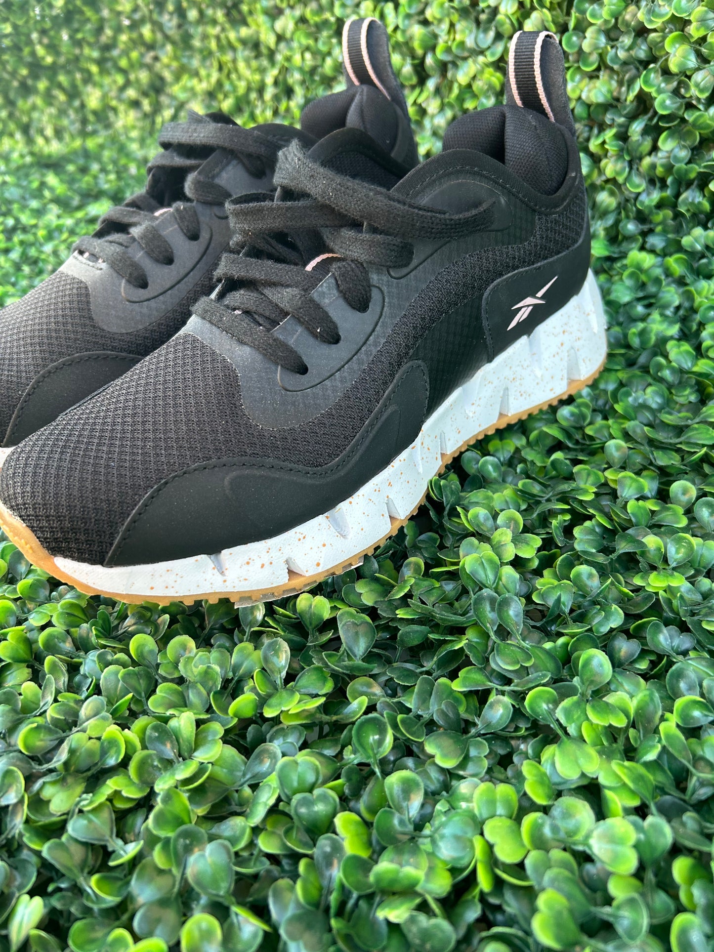 Reebok zig dunamica size 8.5